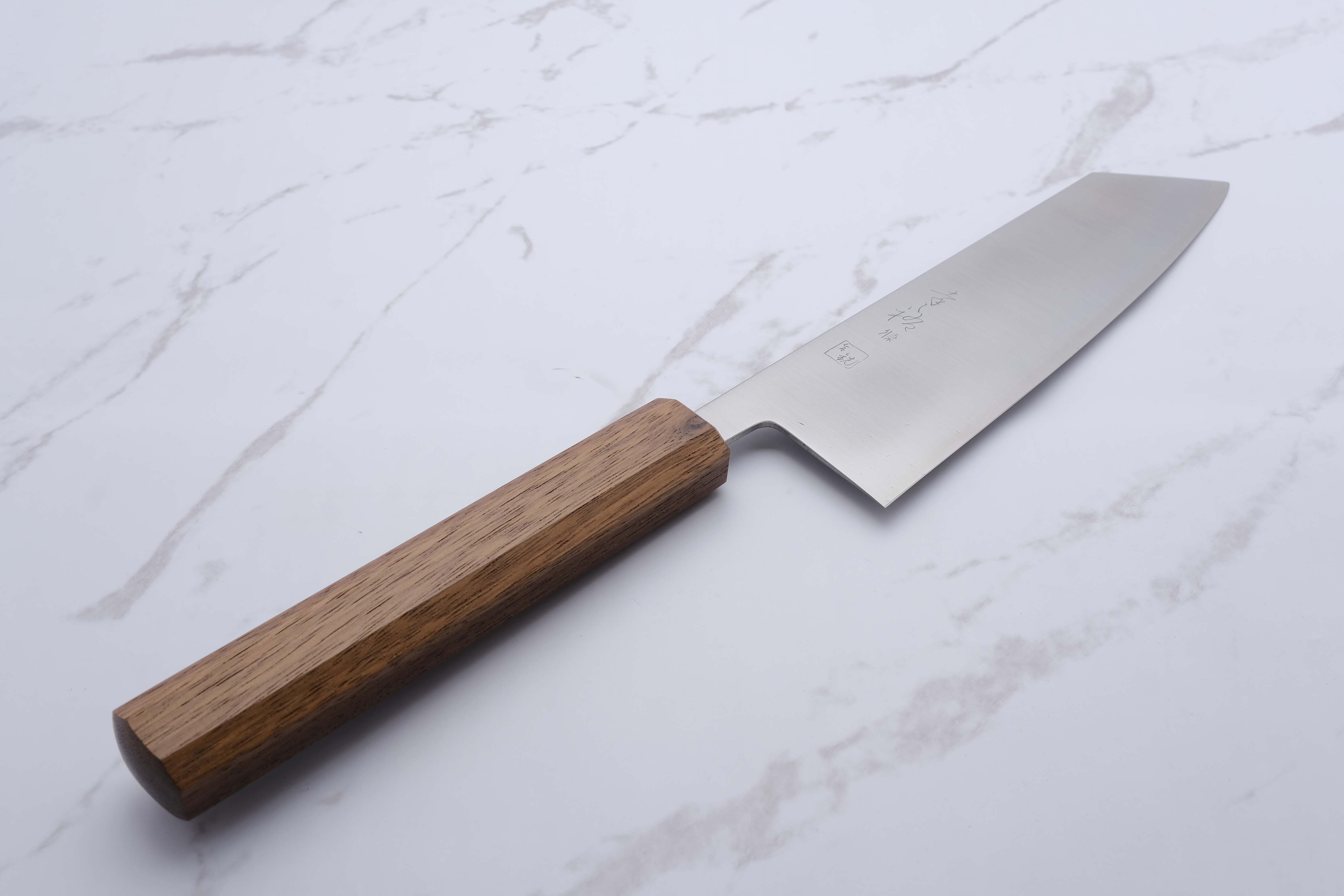 Konosuke GS+ 210 mm K-Tip Gyuto – Khii Laurel – Holz Saya