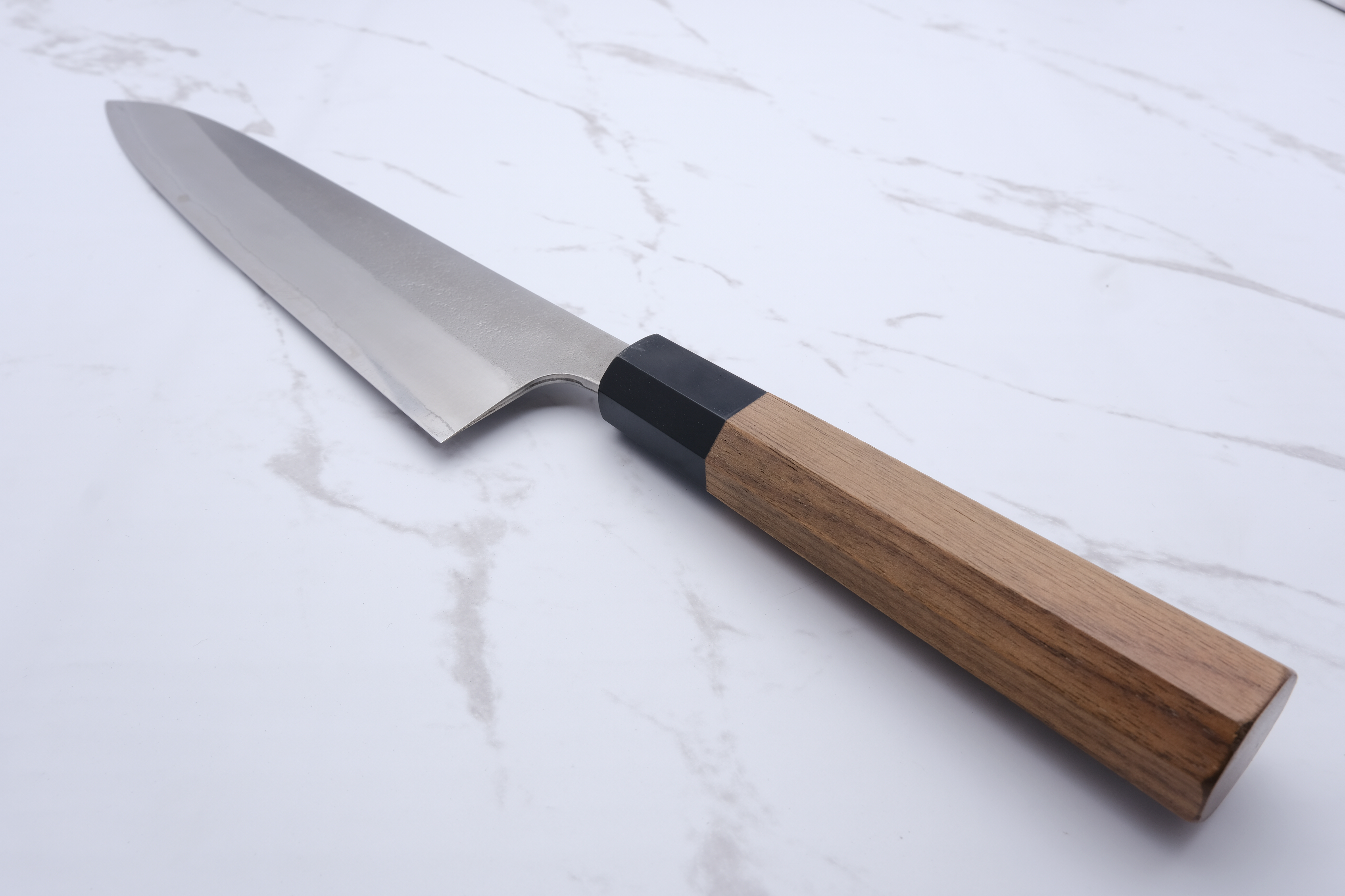 Yoshikane Hamono White 2 240mm Gyuto