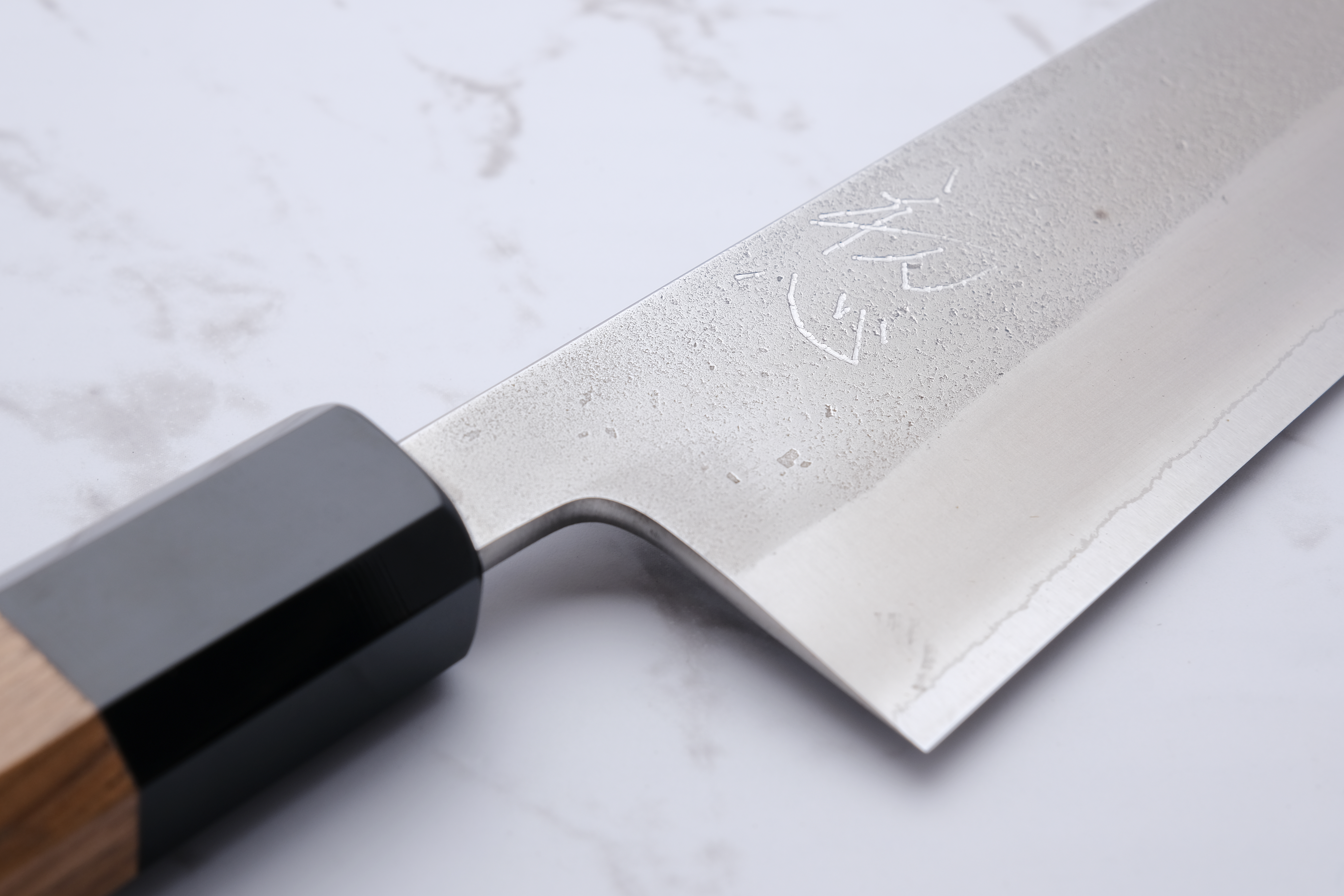 Yoshikane Hamono White 2 210mm Gyuto