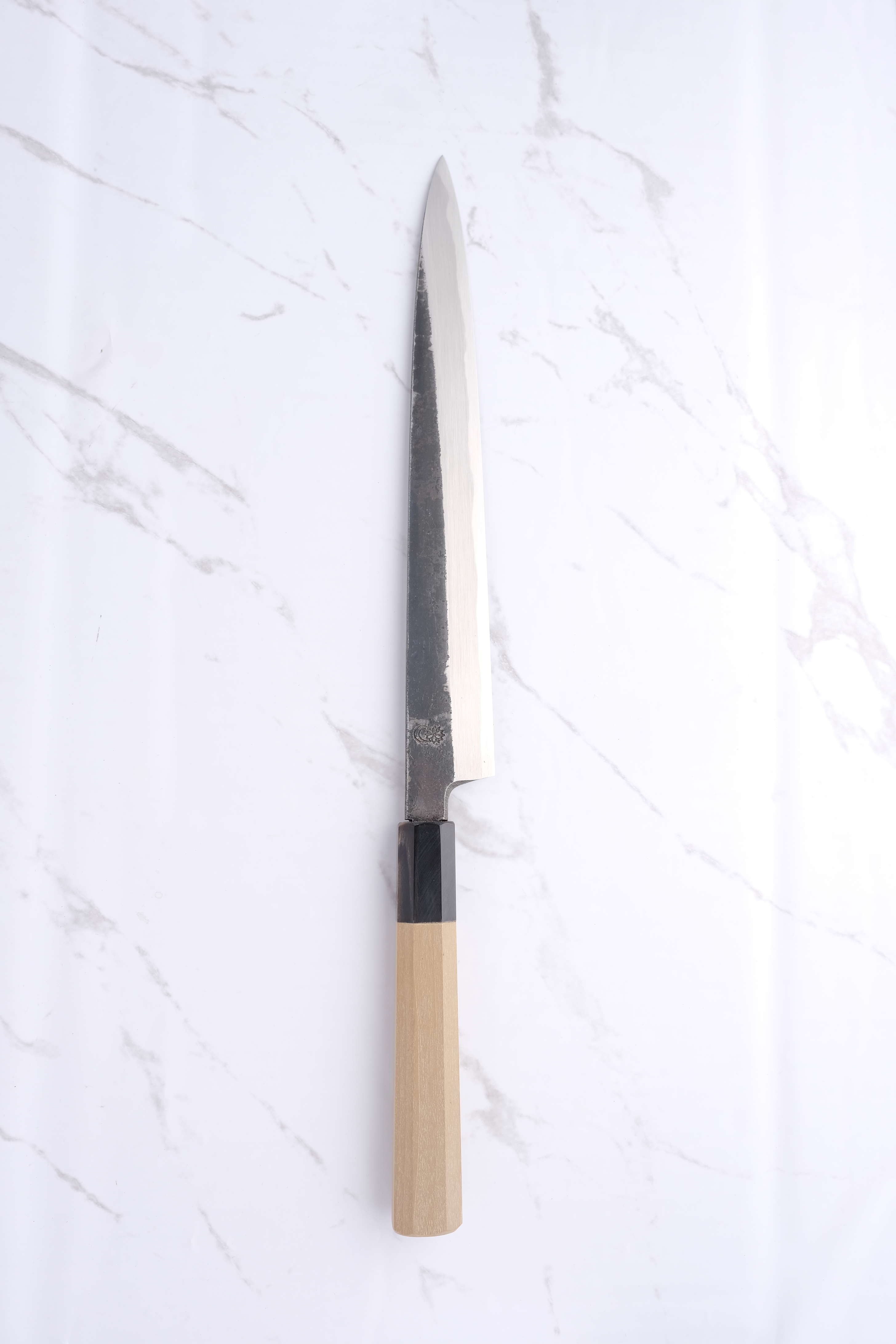 Sakai Kikumori Kikuzuki KU Weiß 2 Yanagiba 240mm.