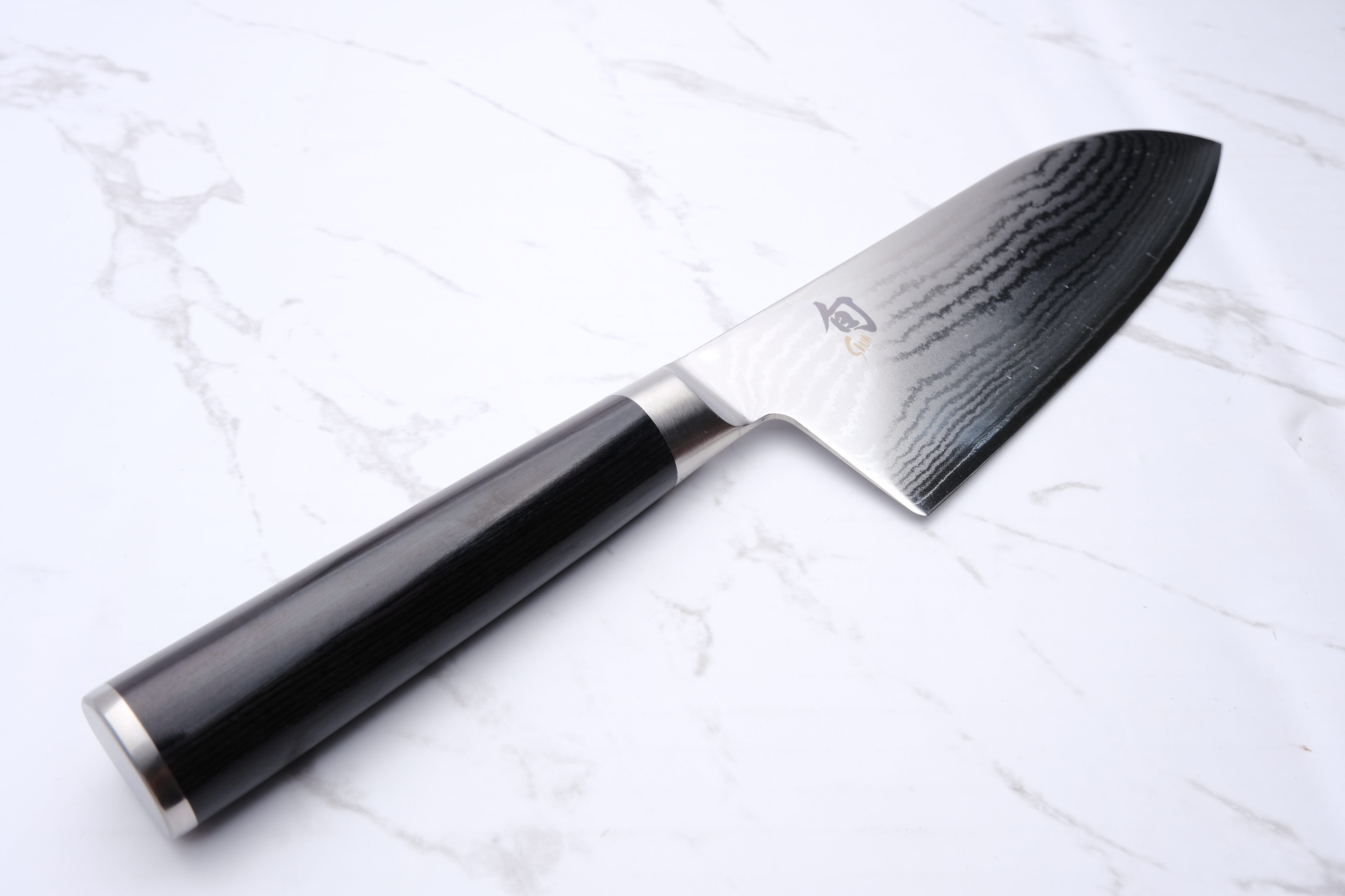 Shun Classic 190 mm Wide Santoku