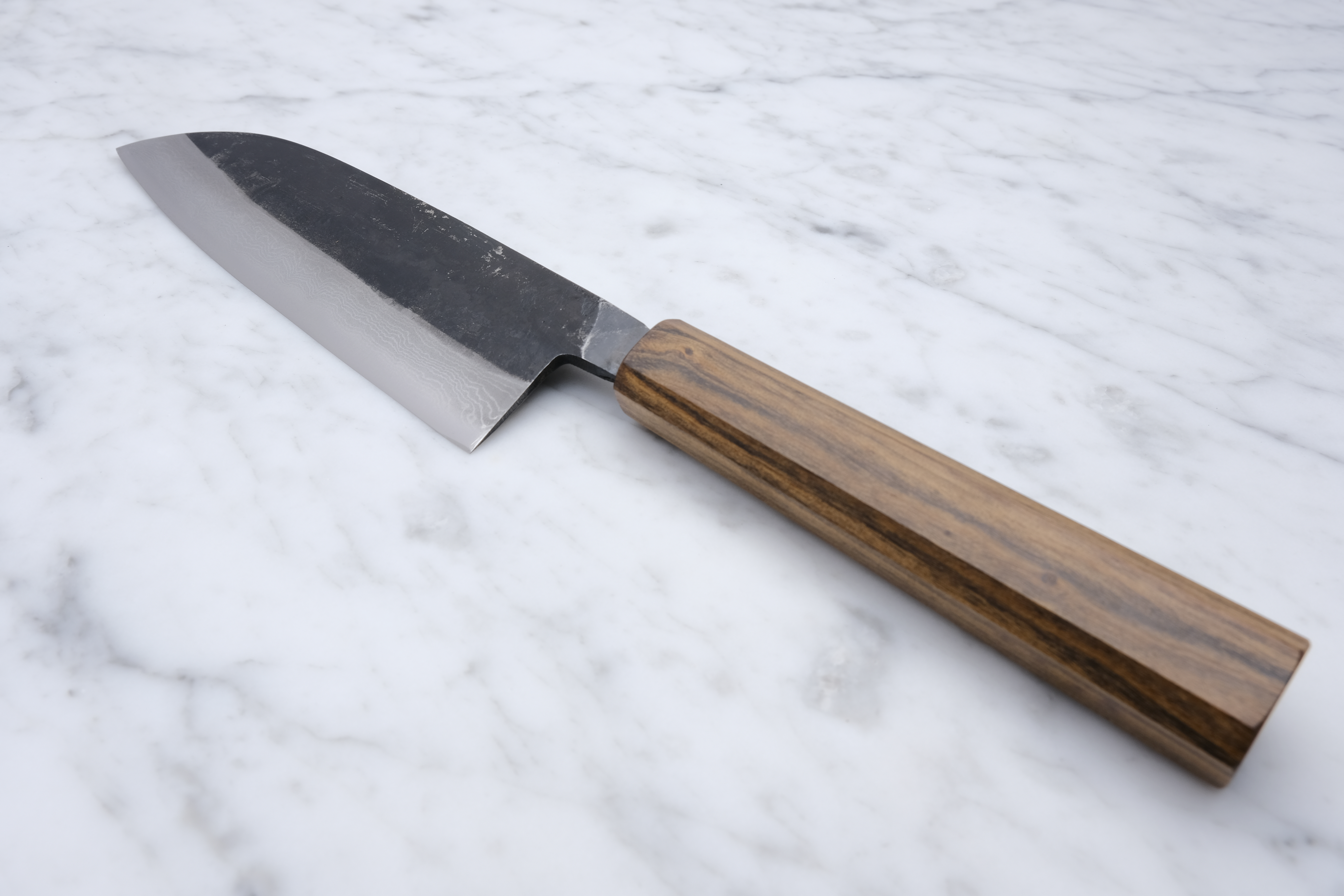 Hatsukokoro Shikkoku 165 mm Santoku - Aogami 2