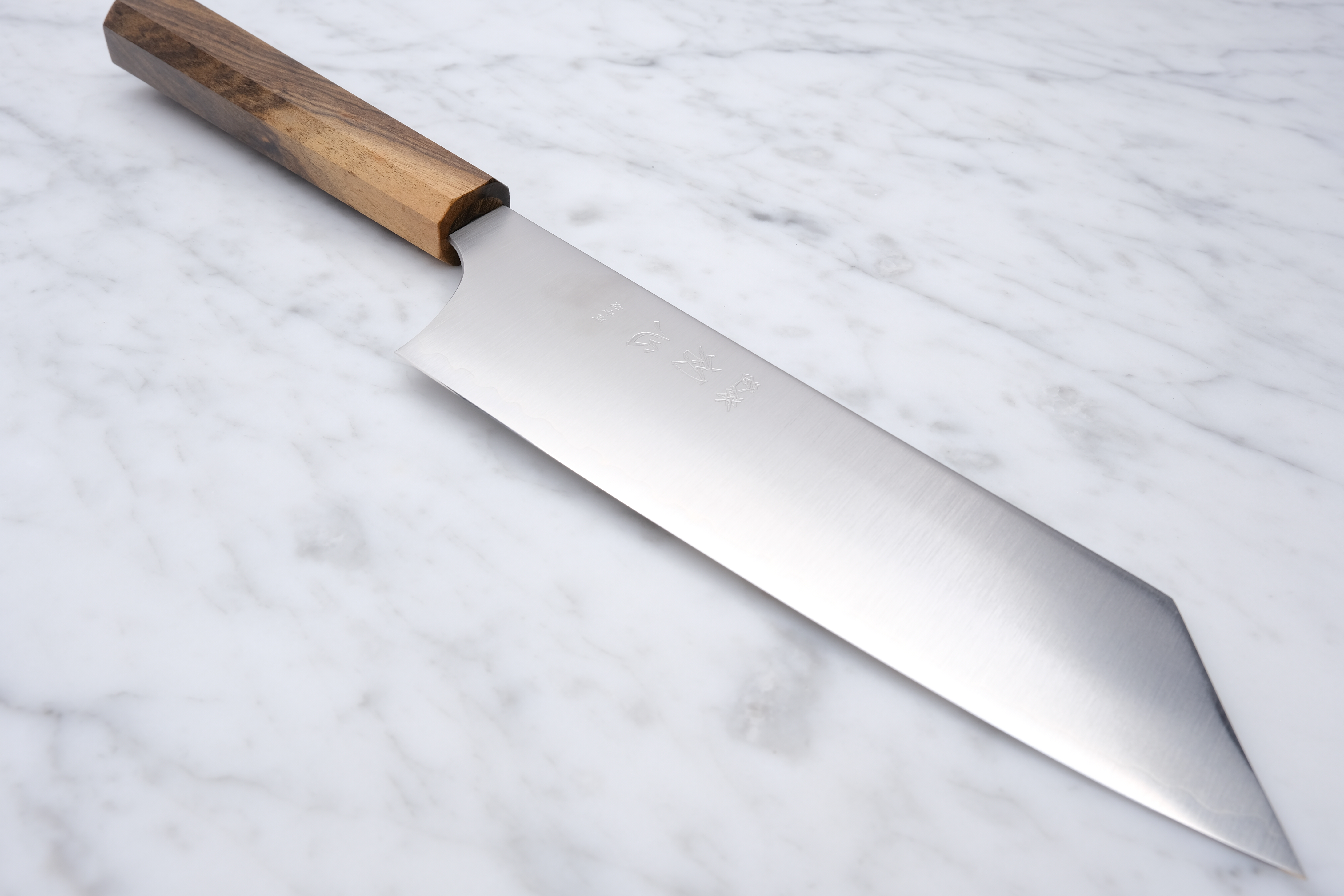 Hatsukokoro Hayabusa Aogami Super 180mm Bunka