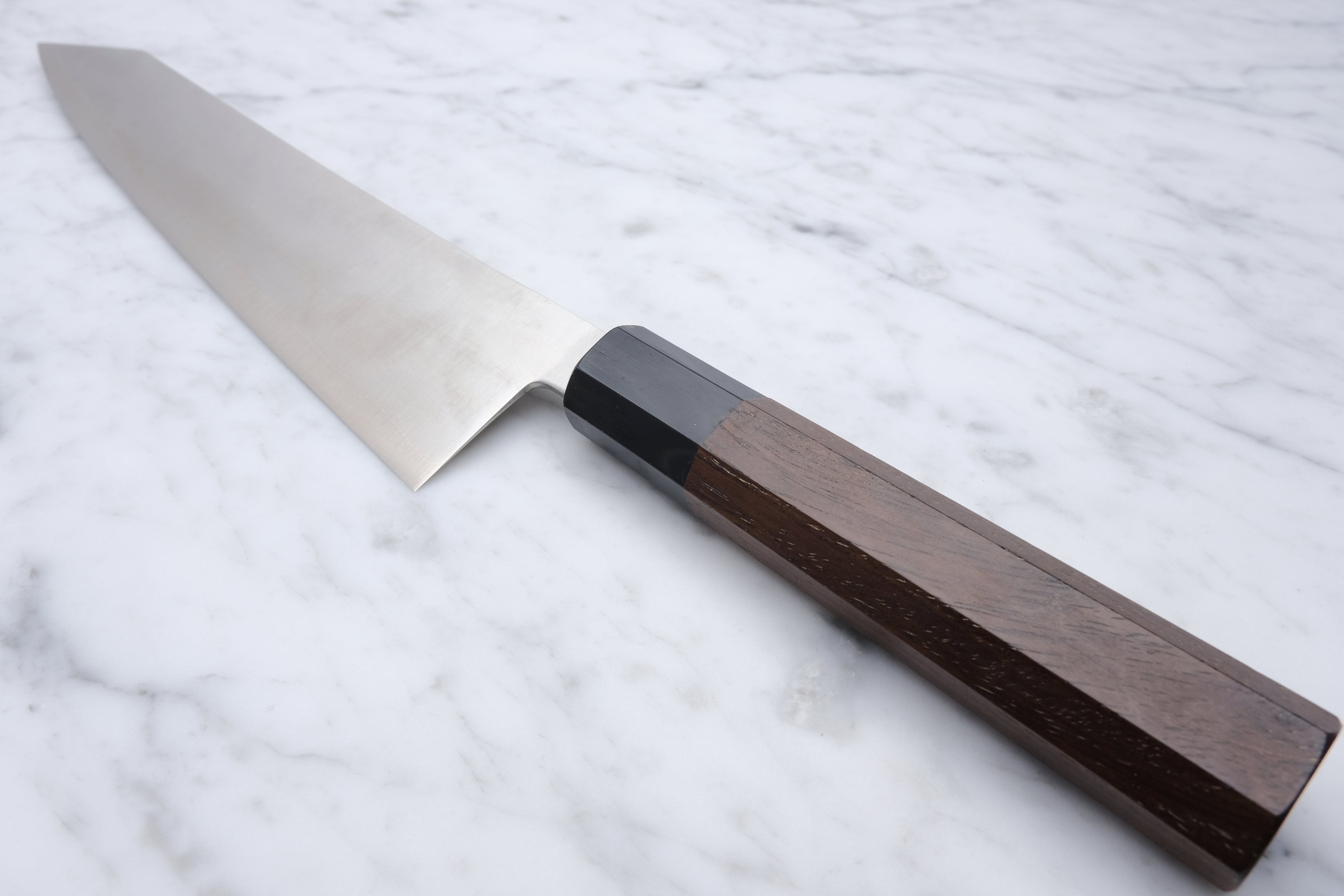 Hatsukokoro Hayabusa Ginsan 210mm. Kiritsuke Chef's Knife