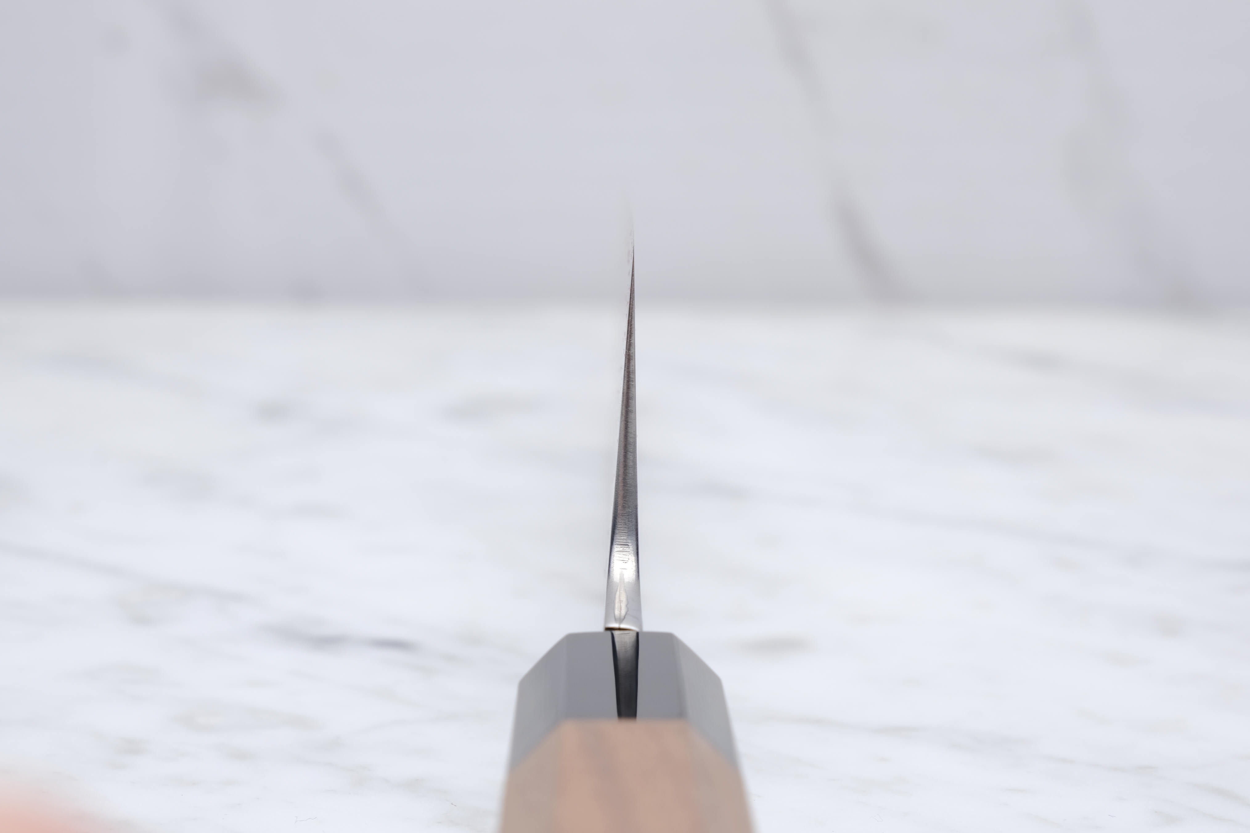 Hatsukokoro Komorebi 210 mm Kokkekniv Damaskus Blue-1 - 2nd. sortering