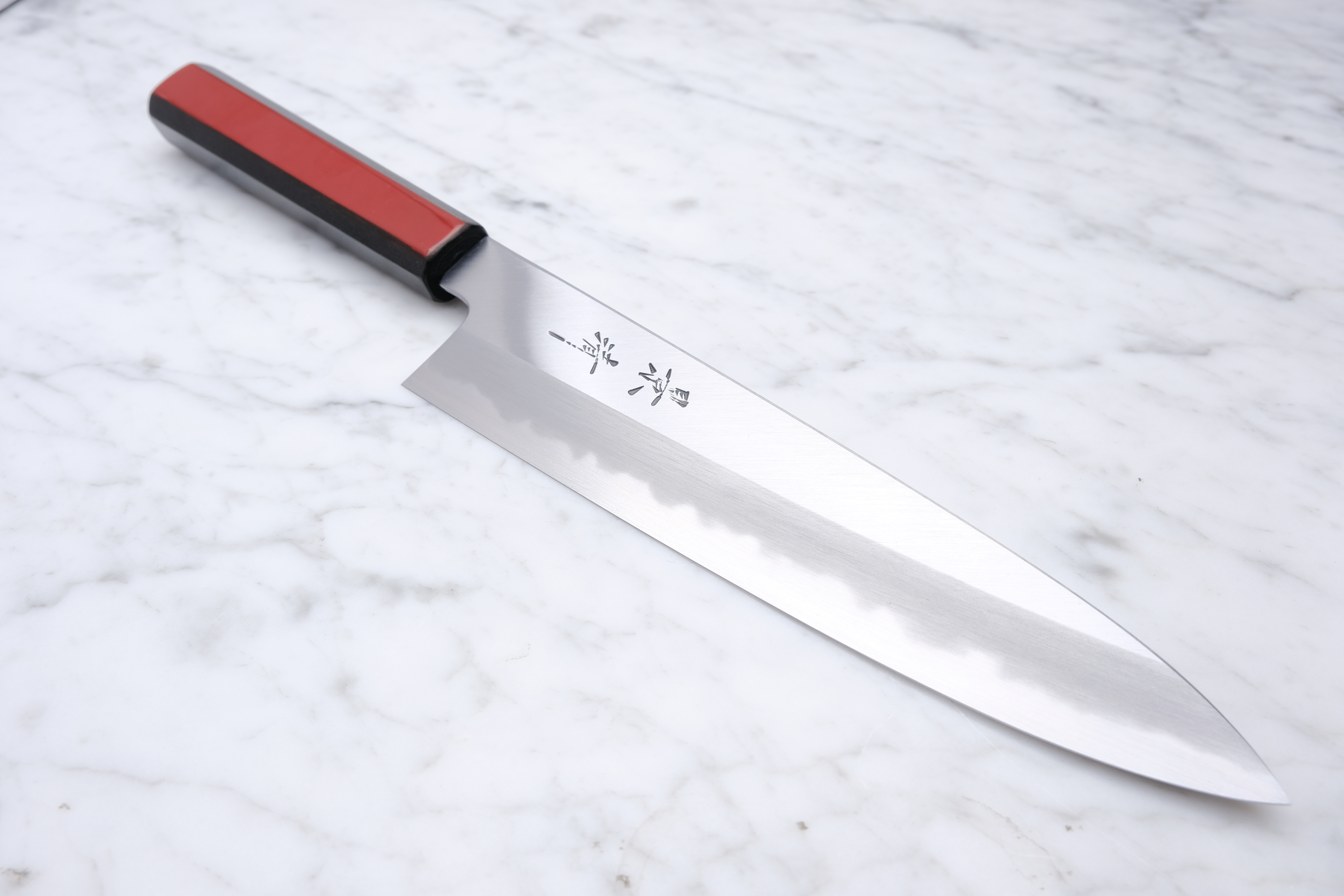 Kagekiyo – Weißer #1 210 mm Gyuto – Akaro-Griff