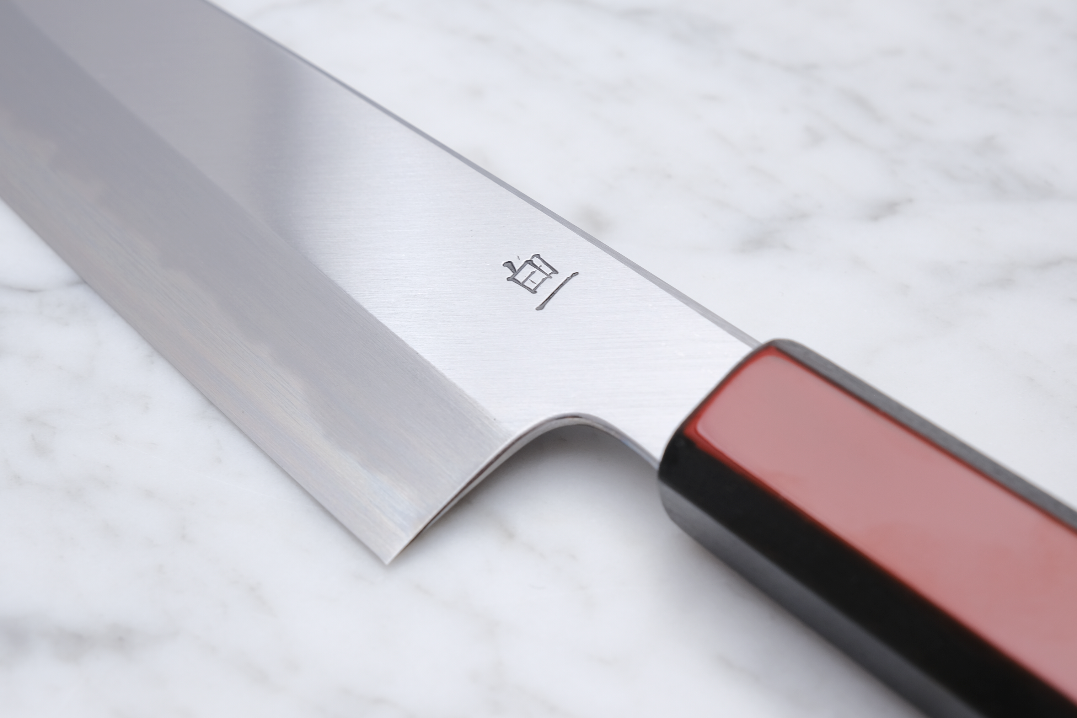Kagekiyo – Weißer #1 210 mm Gyuto – Akaro-Griff