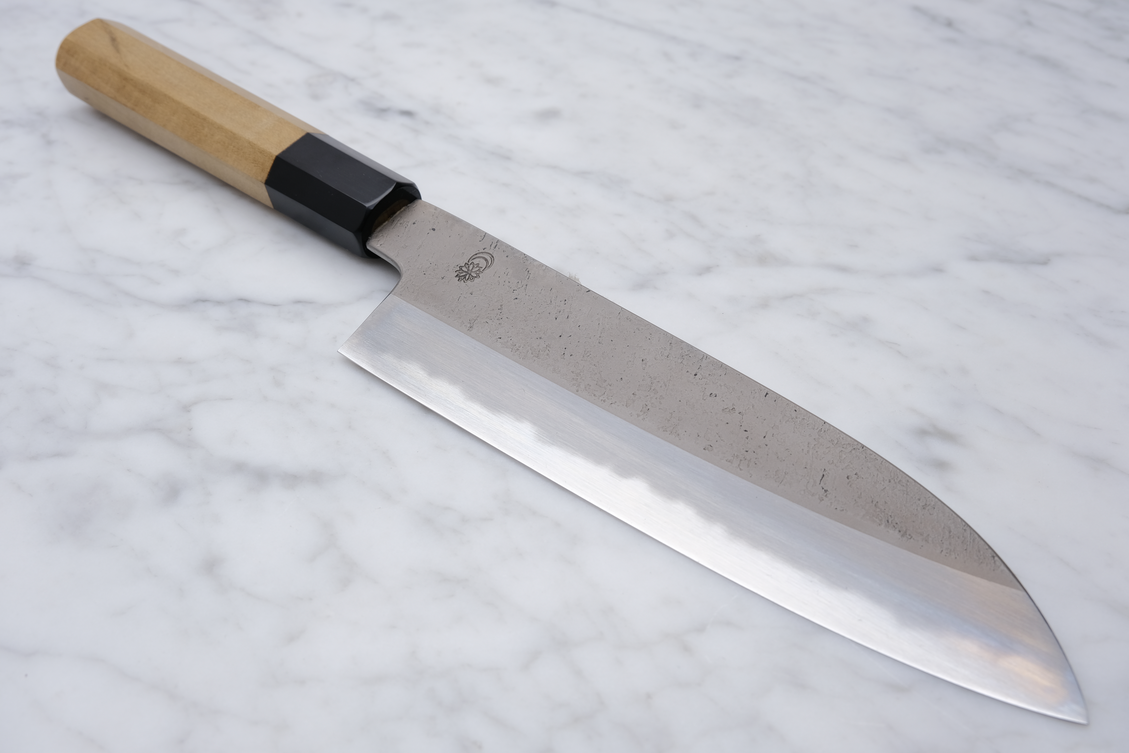 Sakai Kikumori Kikuzuki RIN 180mm. Santoku Shirogami #2