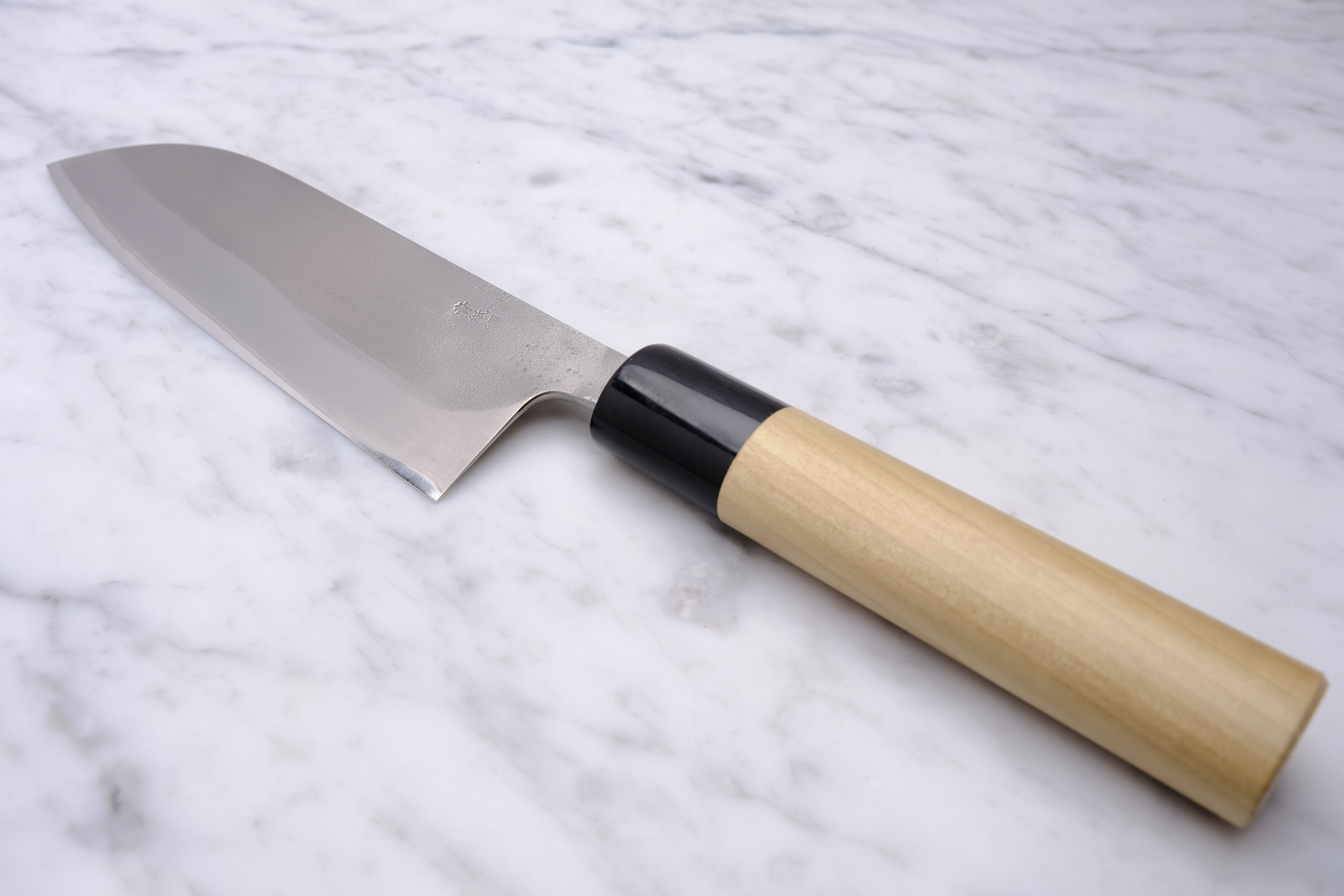 Gihei Hamono Nashiji 165 mm Santoku - Aogami 2