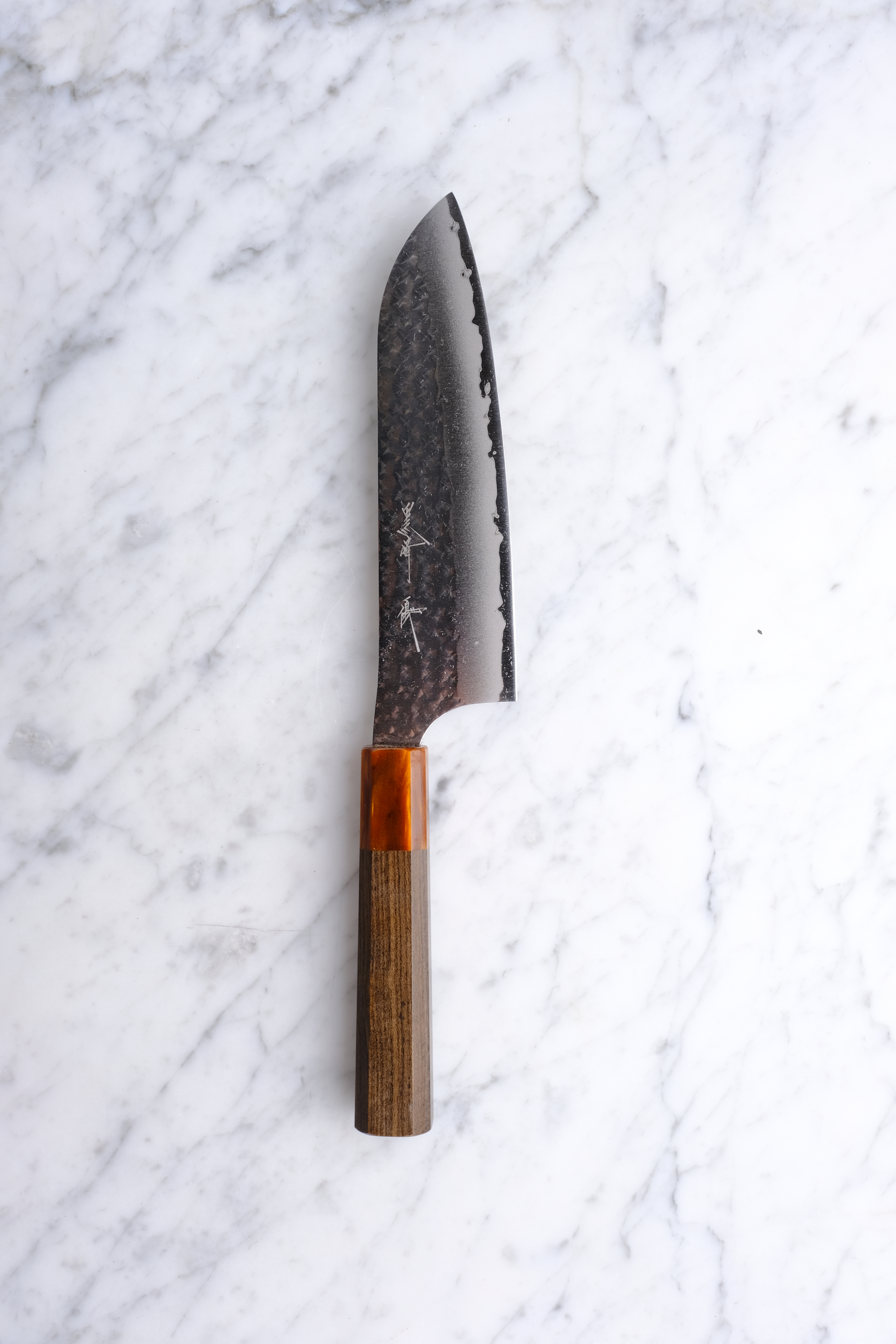 Yu Kurosaki 170 mm Santoku Kokusen Ryu - Aogami Super - Valnød og Stabiliseret Træ