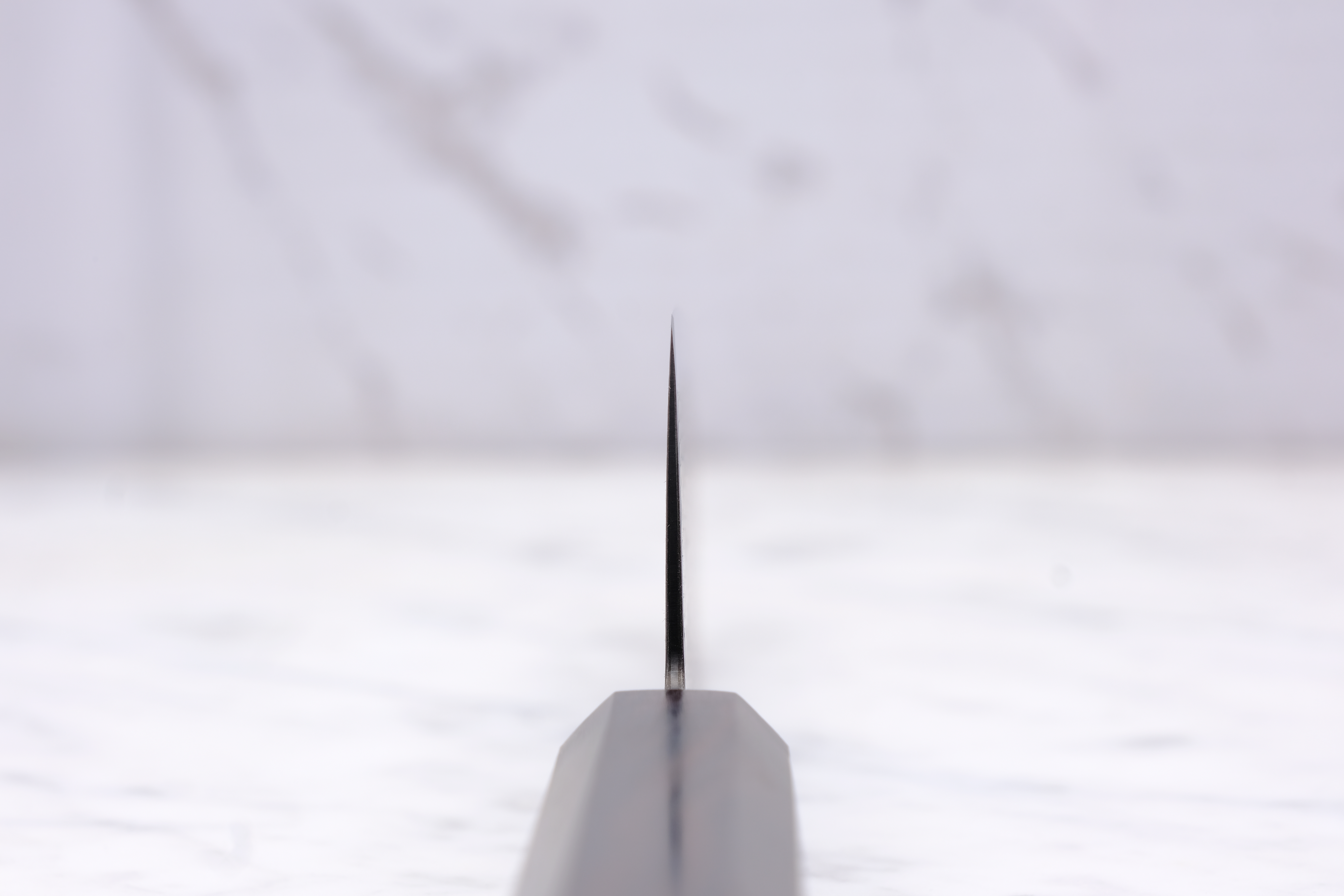 Hatsukokoro Ryuhyo Kurozome 180 mm Santoku - SG2