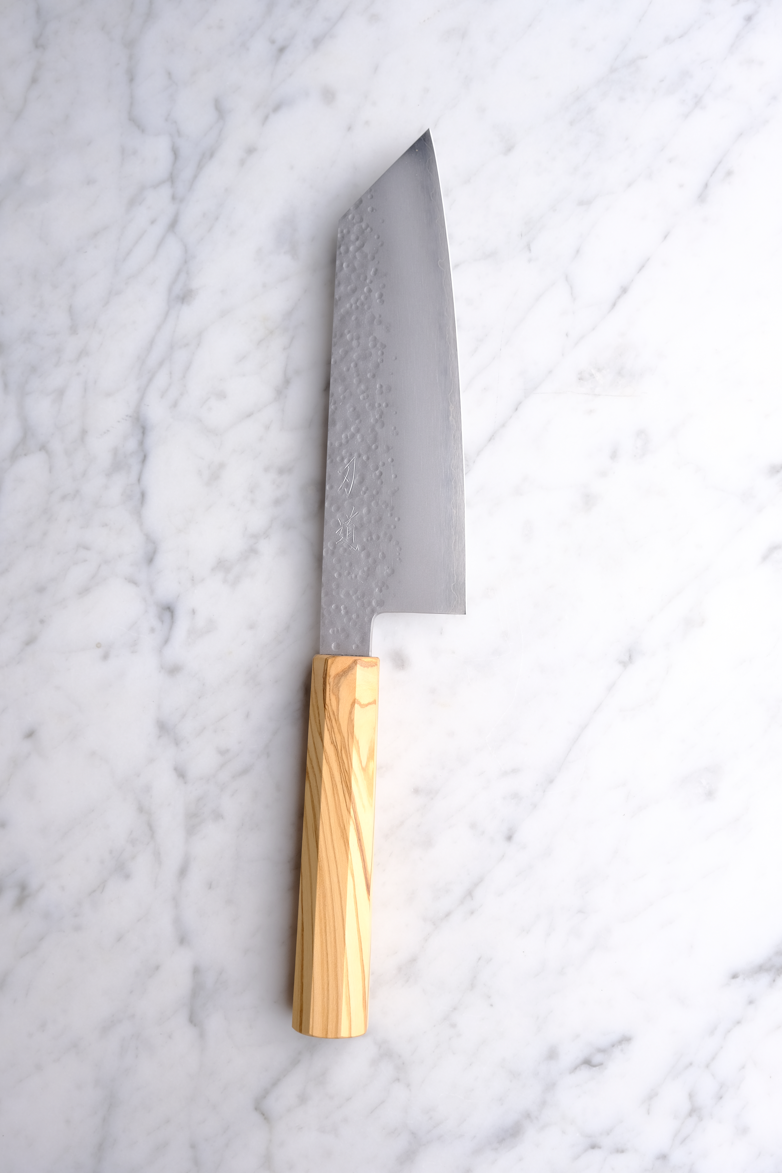 HADO Shiosai VG10 Oliven - 180 mm Bunka