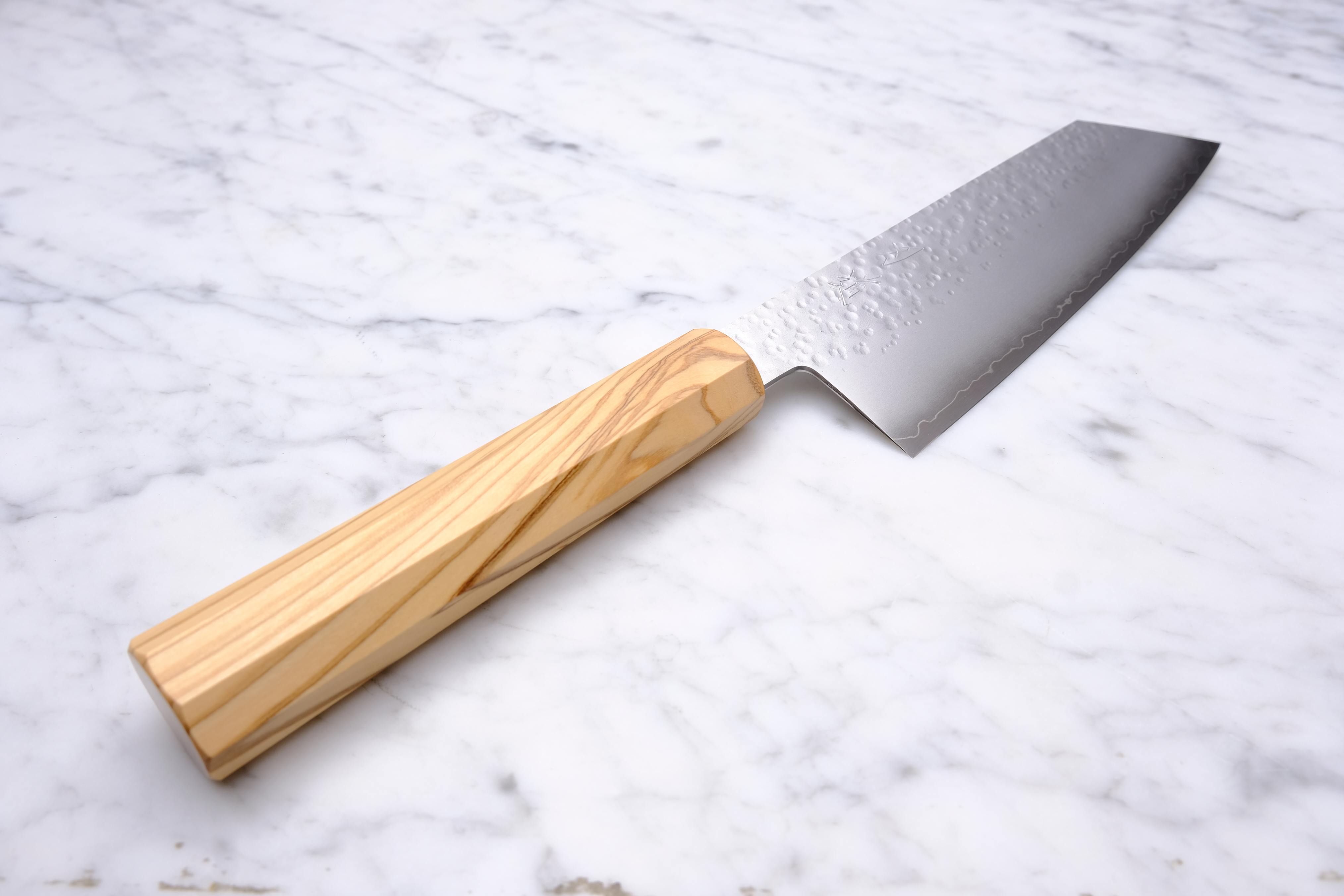 HADO Shiosai VG10 Oliven - 180 mm Bunka