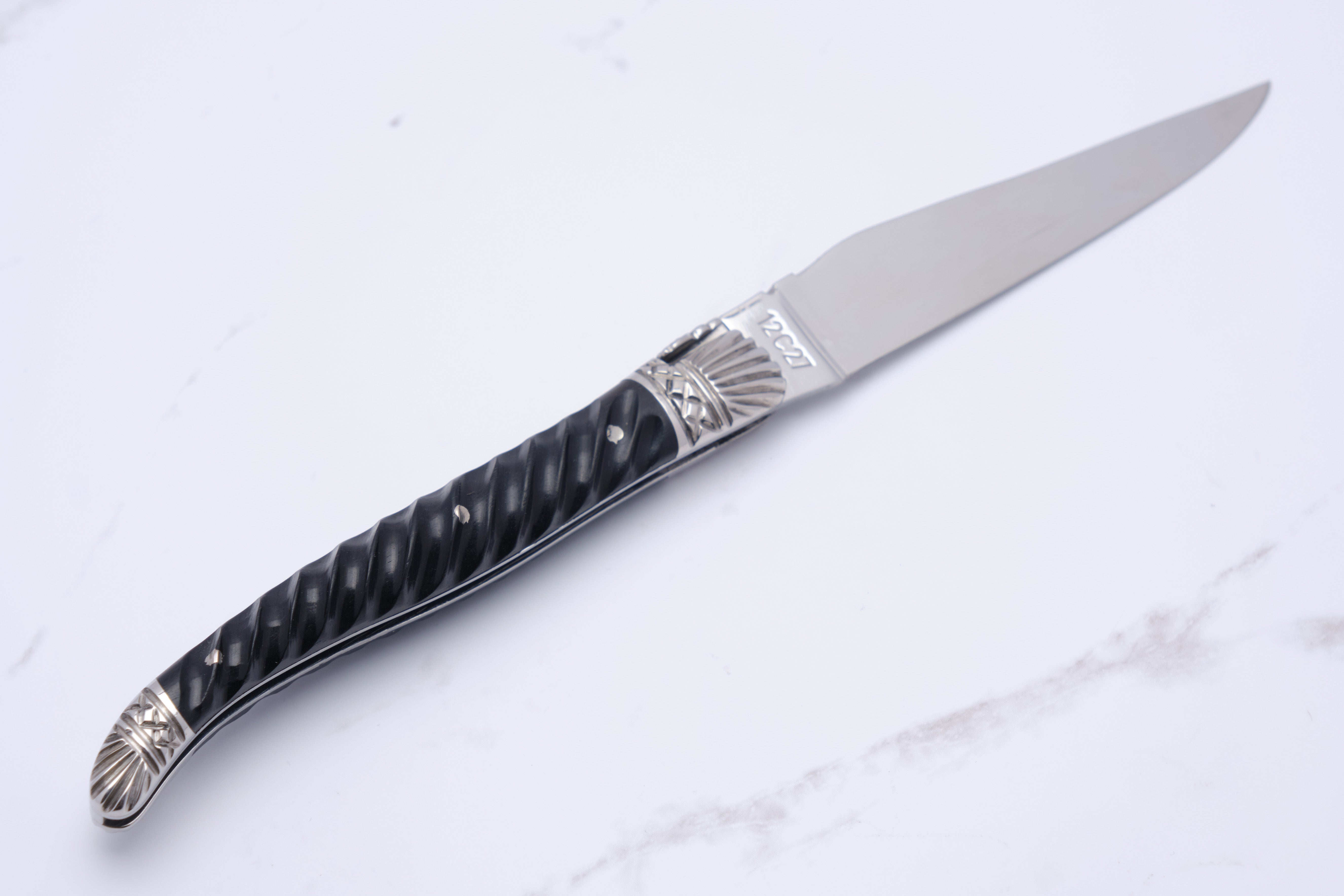 Folding knife - Scallop Ebony