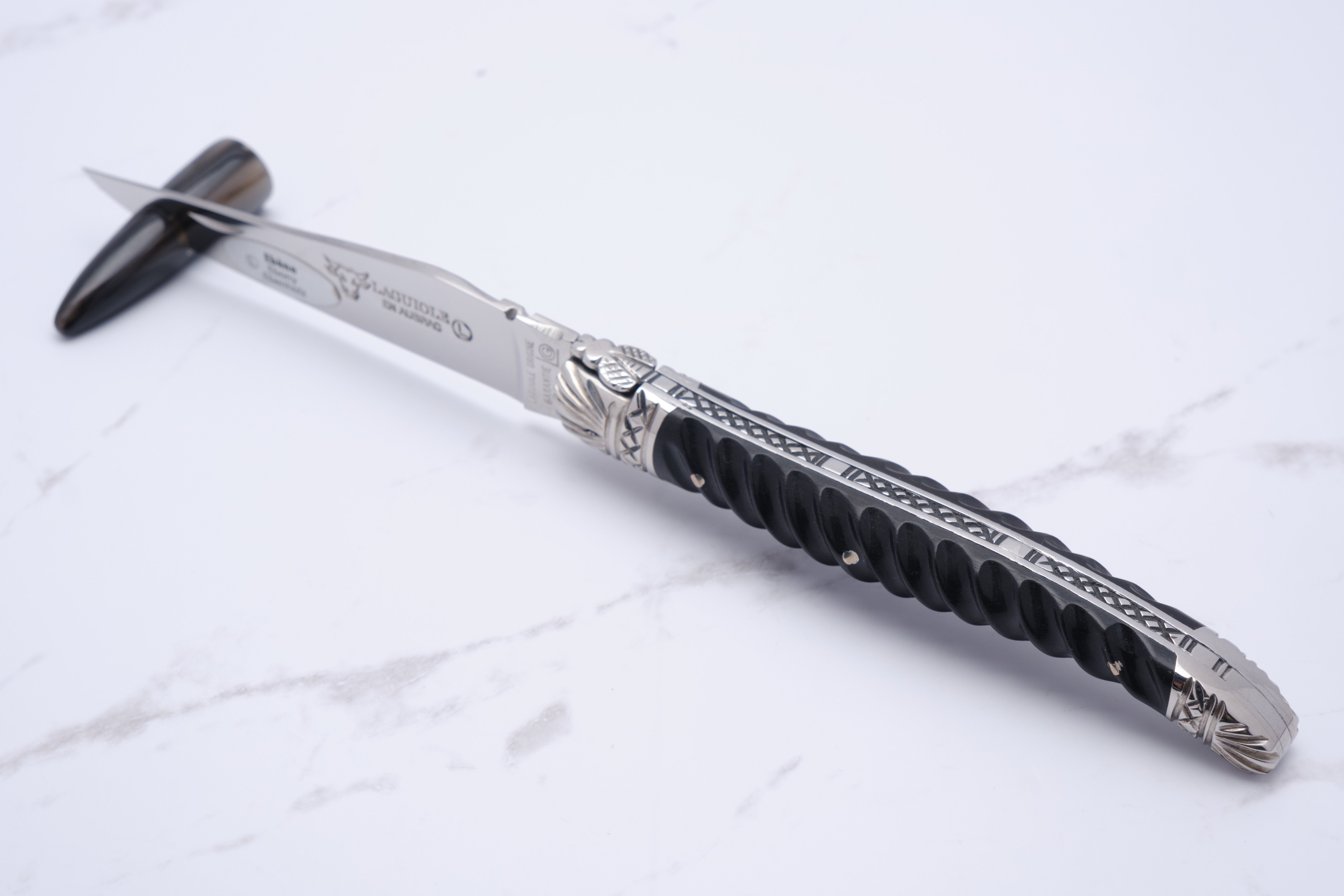 Folding knife - Scallop Ebony