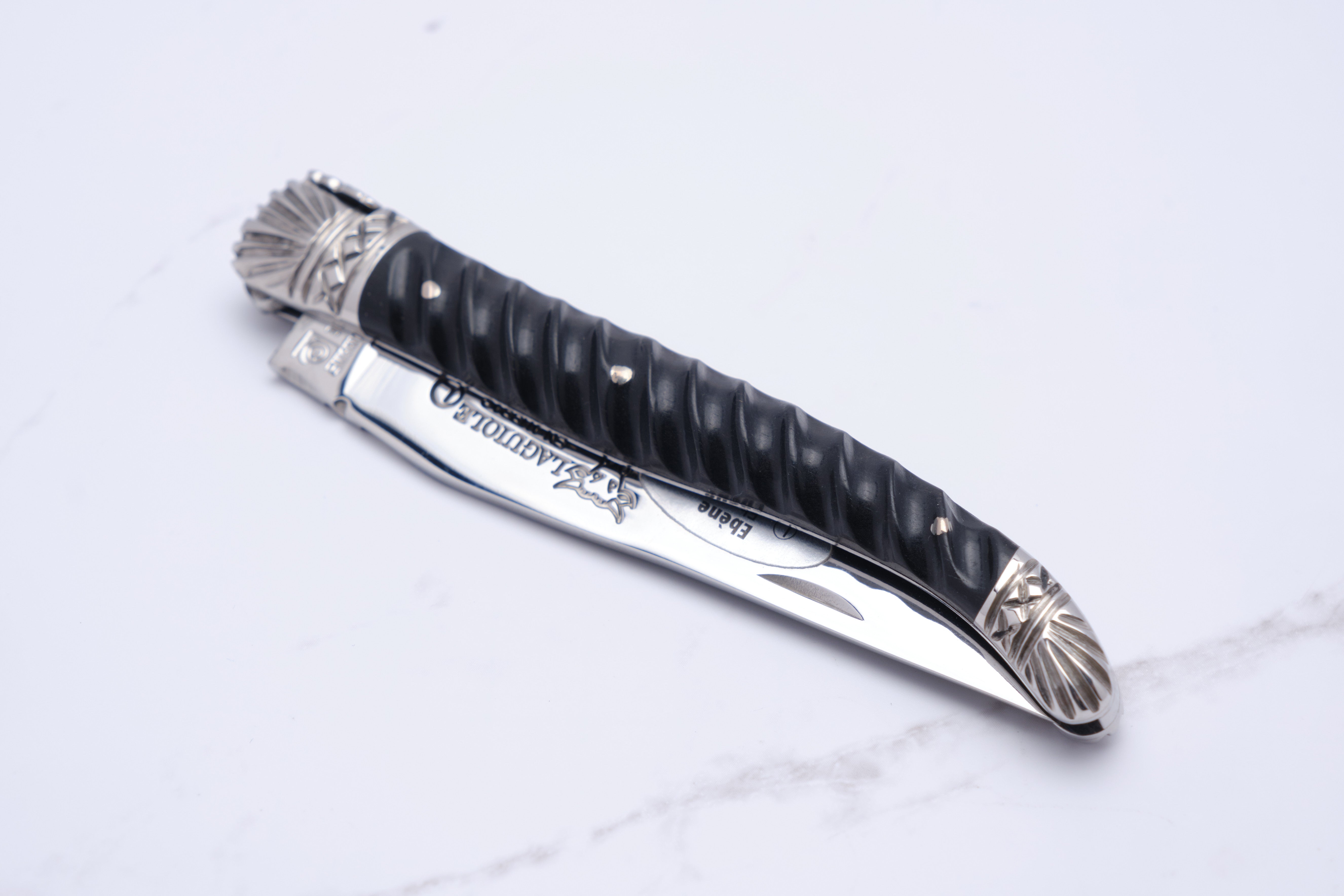 Folding knife - Scallop Ebony