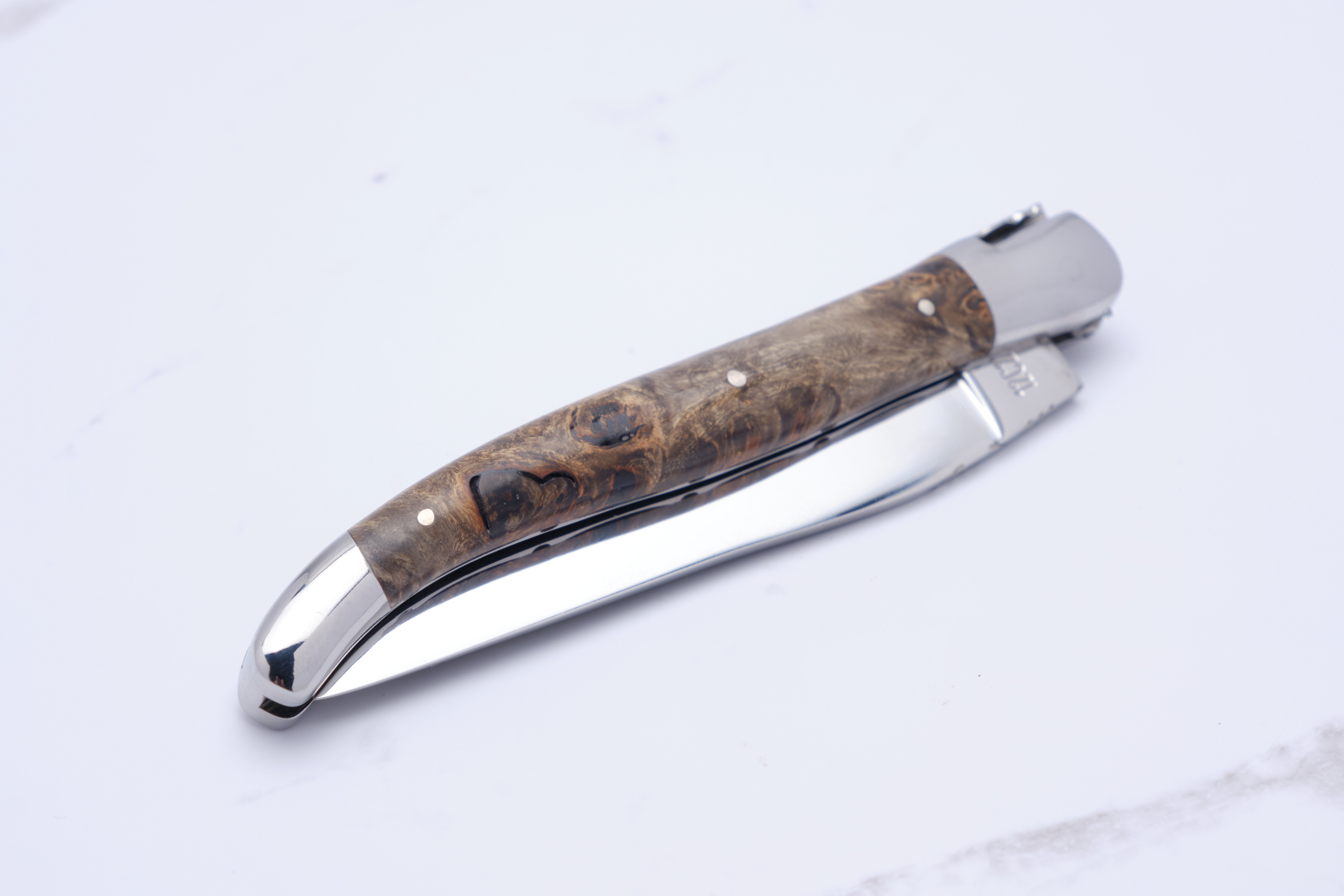Folding knife - Poplar knot