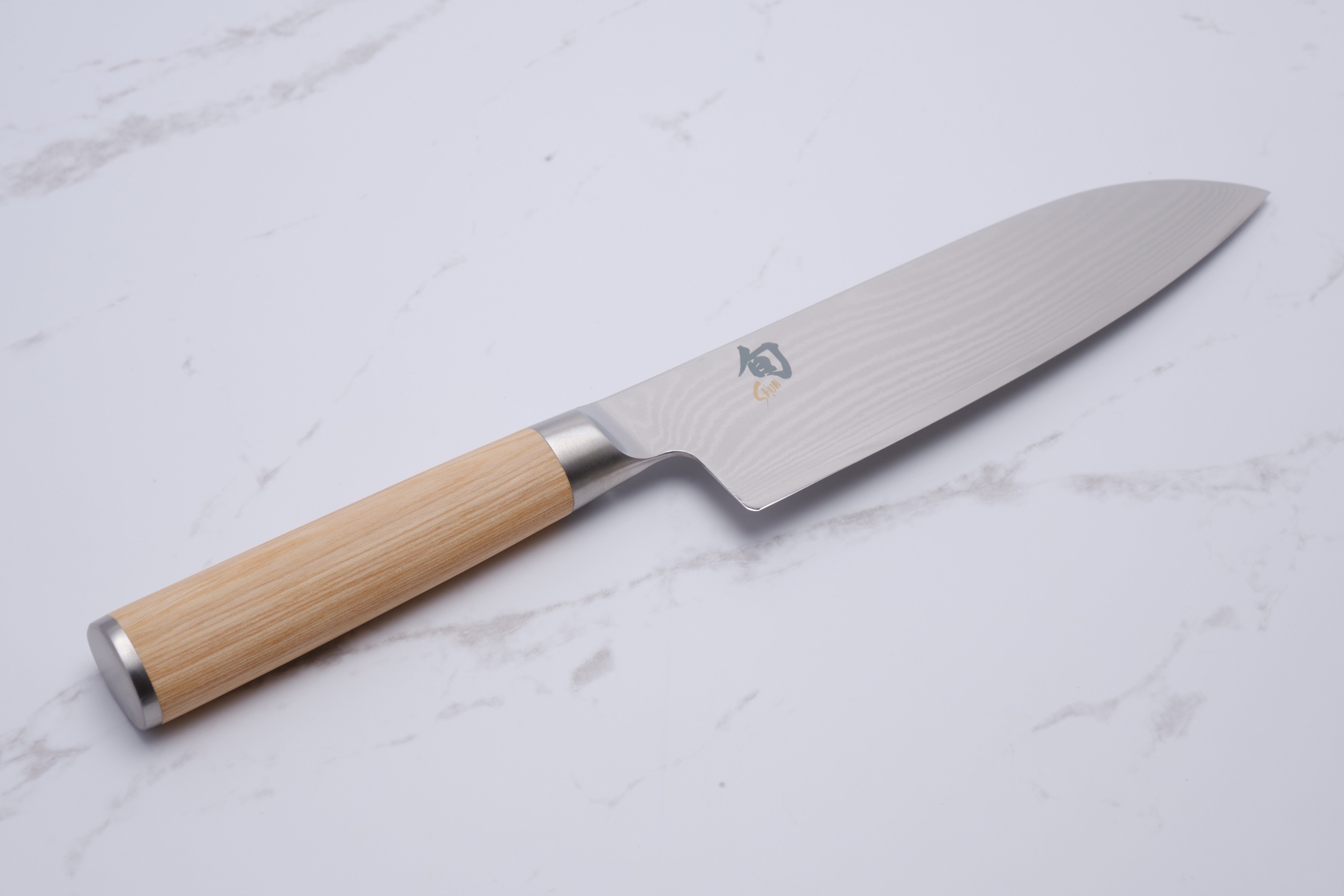 Shun Classic 180 mm Santoku - White