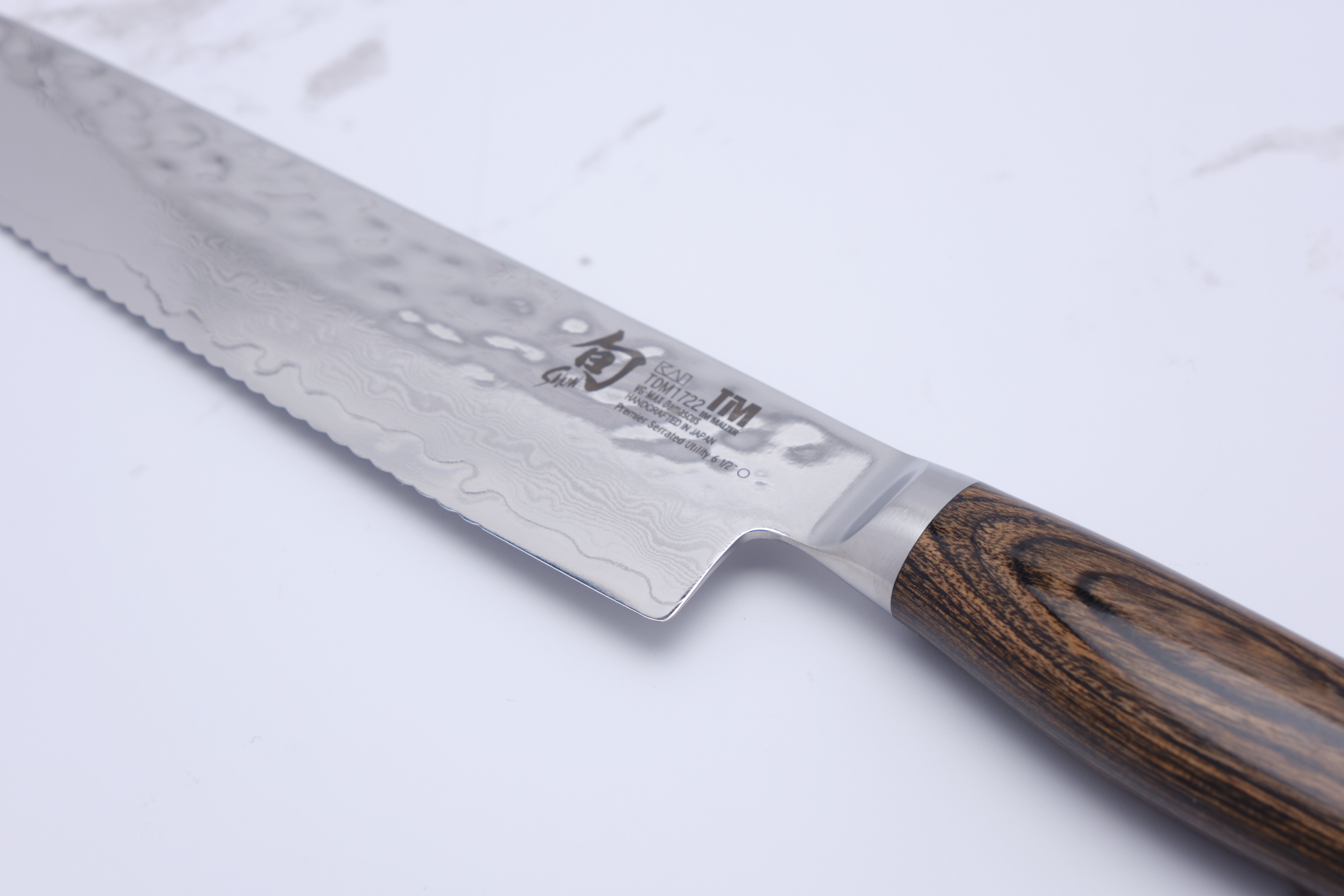 Shun Premier 150 mm Utility with wave cutter