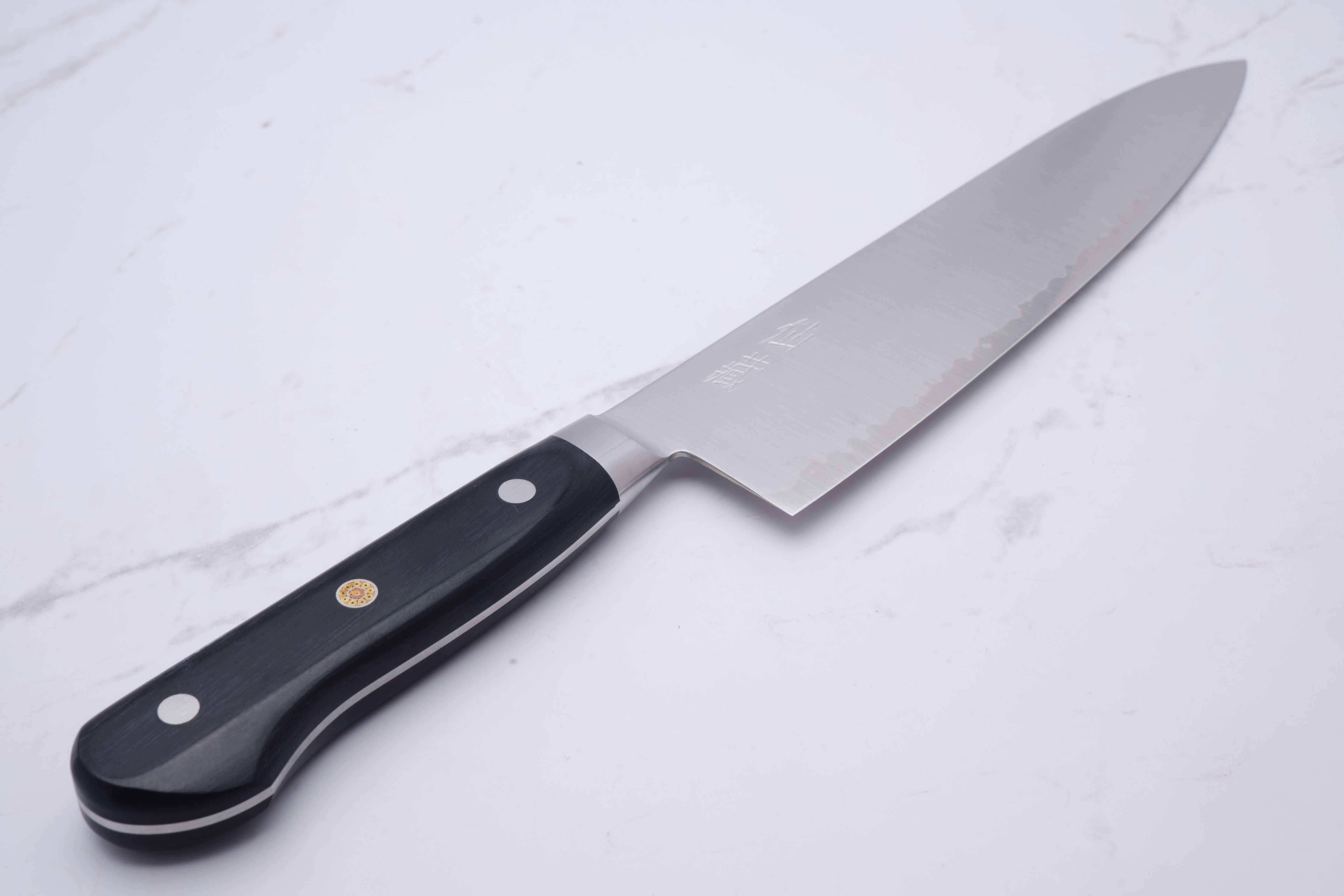 Suncraft Senzo SG2 Gyuto 210mm