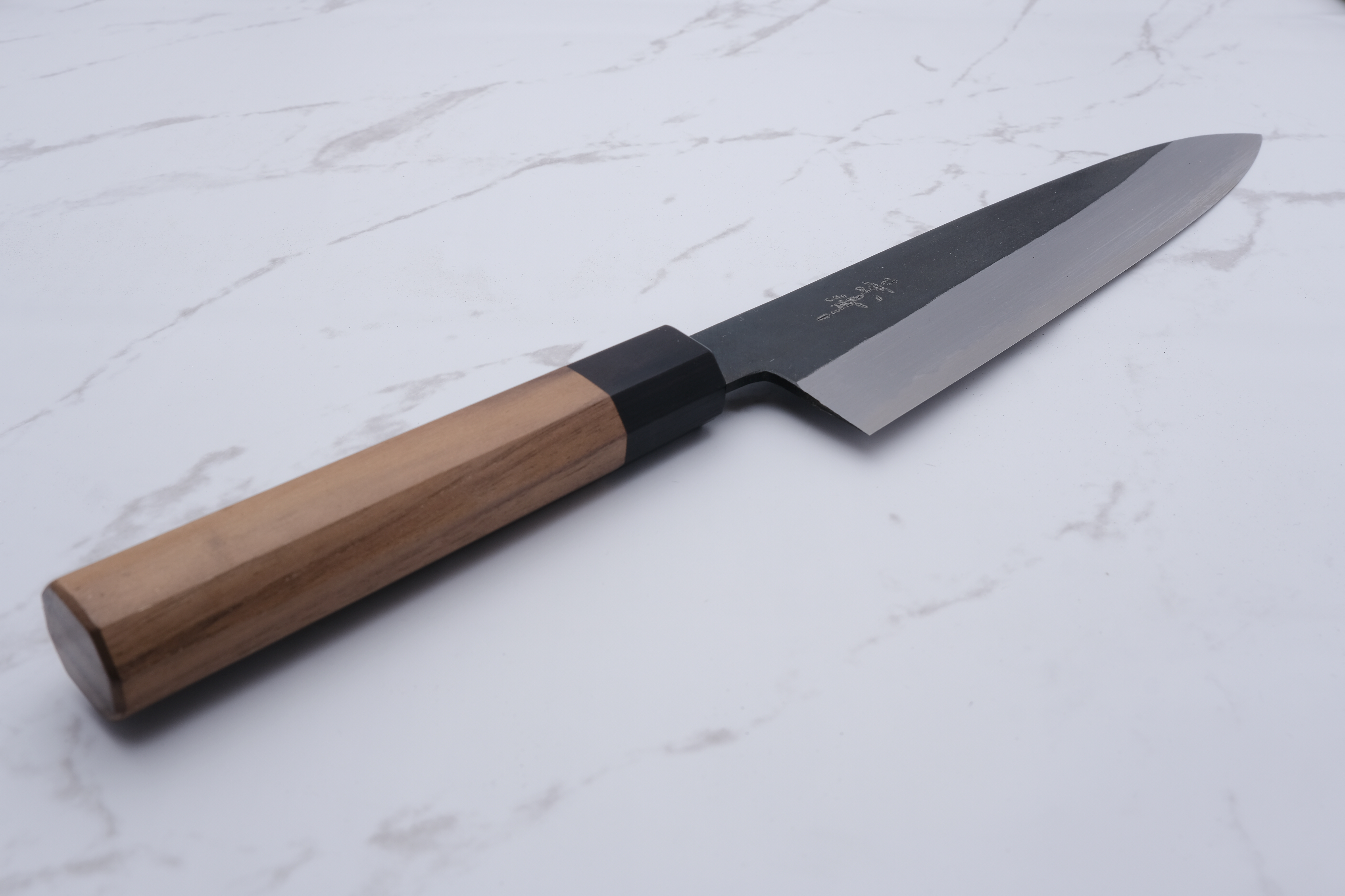 Kagekiyo - Blue #2 Kurouchi 240 mm Gyuto - Walnut