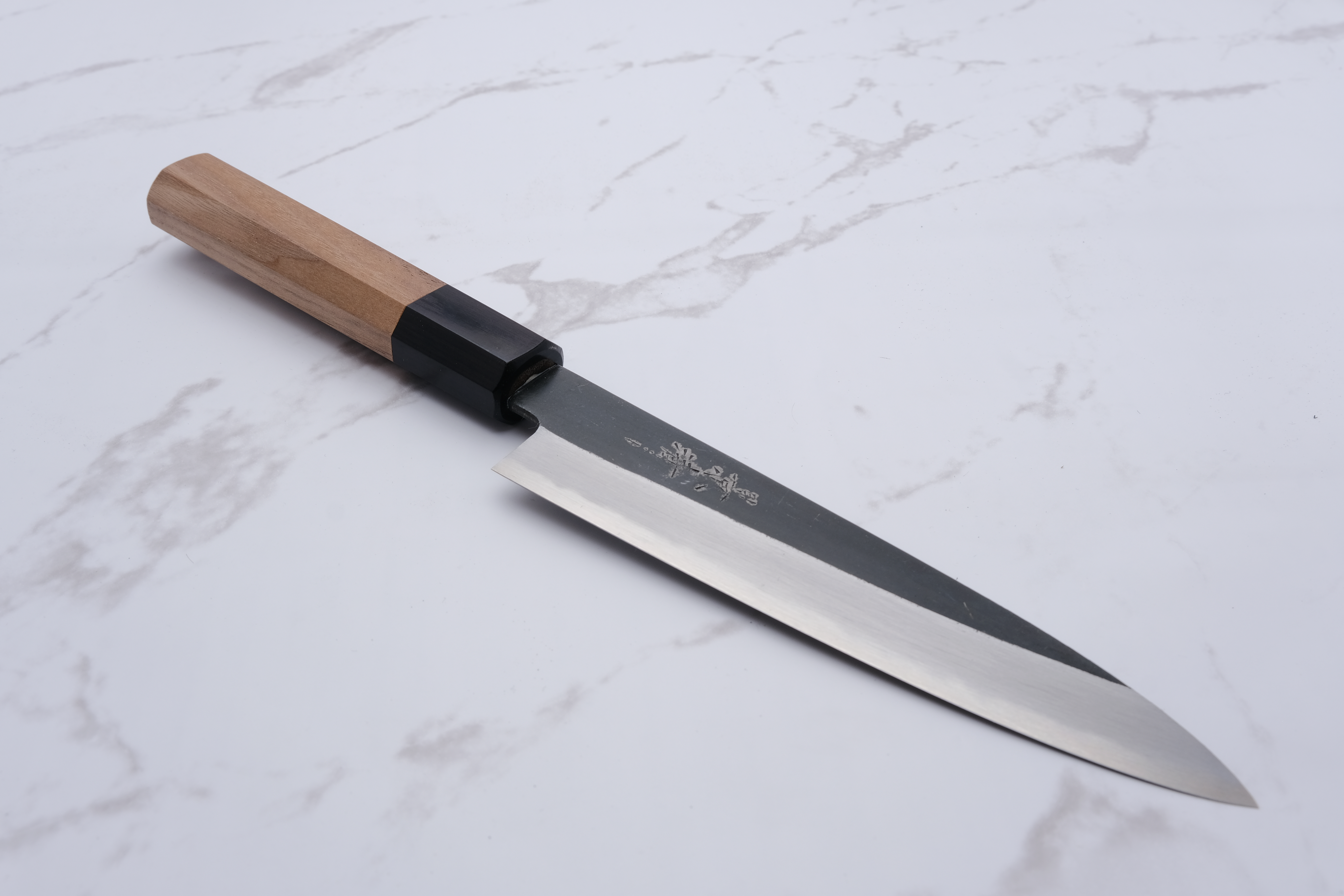 Kagekiyo – Blau 2 Kurouchi 150 mm Petty – Walnuss