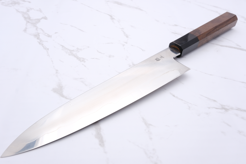 Tetsujin Hamono Ginsan Ukiba 210mm. Gyuto - Walnut