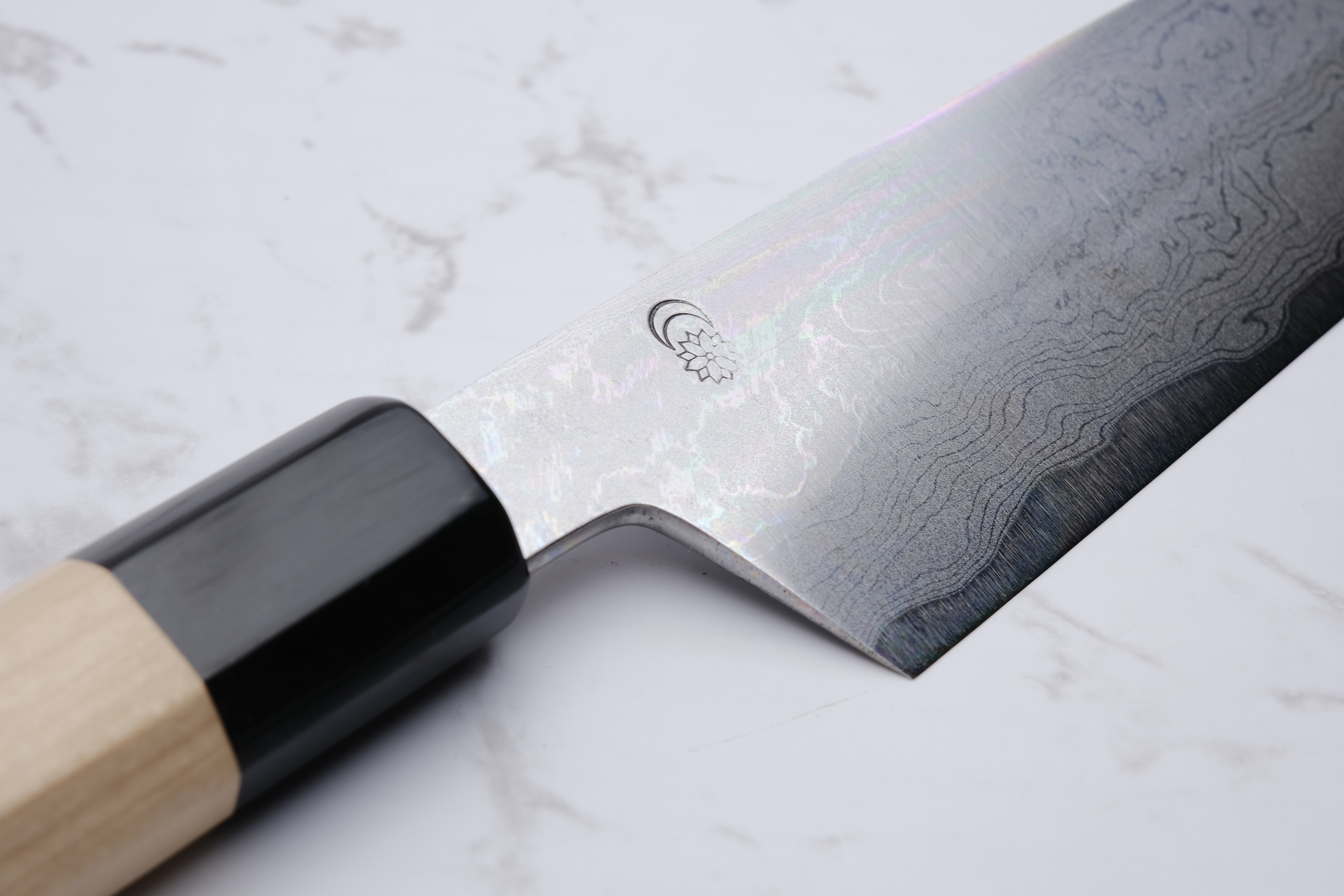 Sakai Kikumori Kikuzuki Uzu 180mm. Santoku – Blau#1