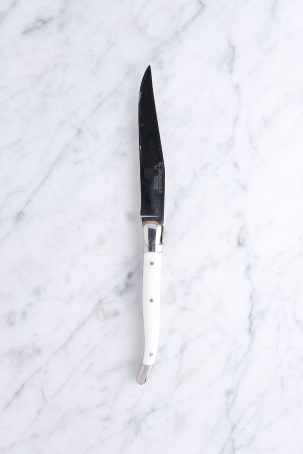 Steak knife - White Corian