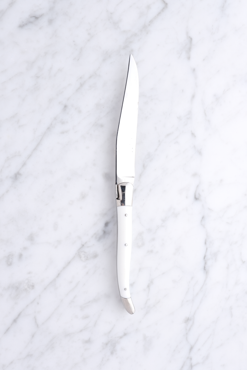 Steak knife - White Corian