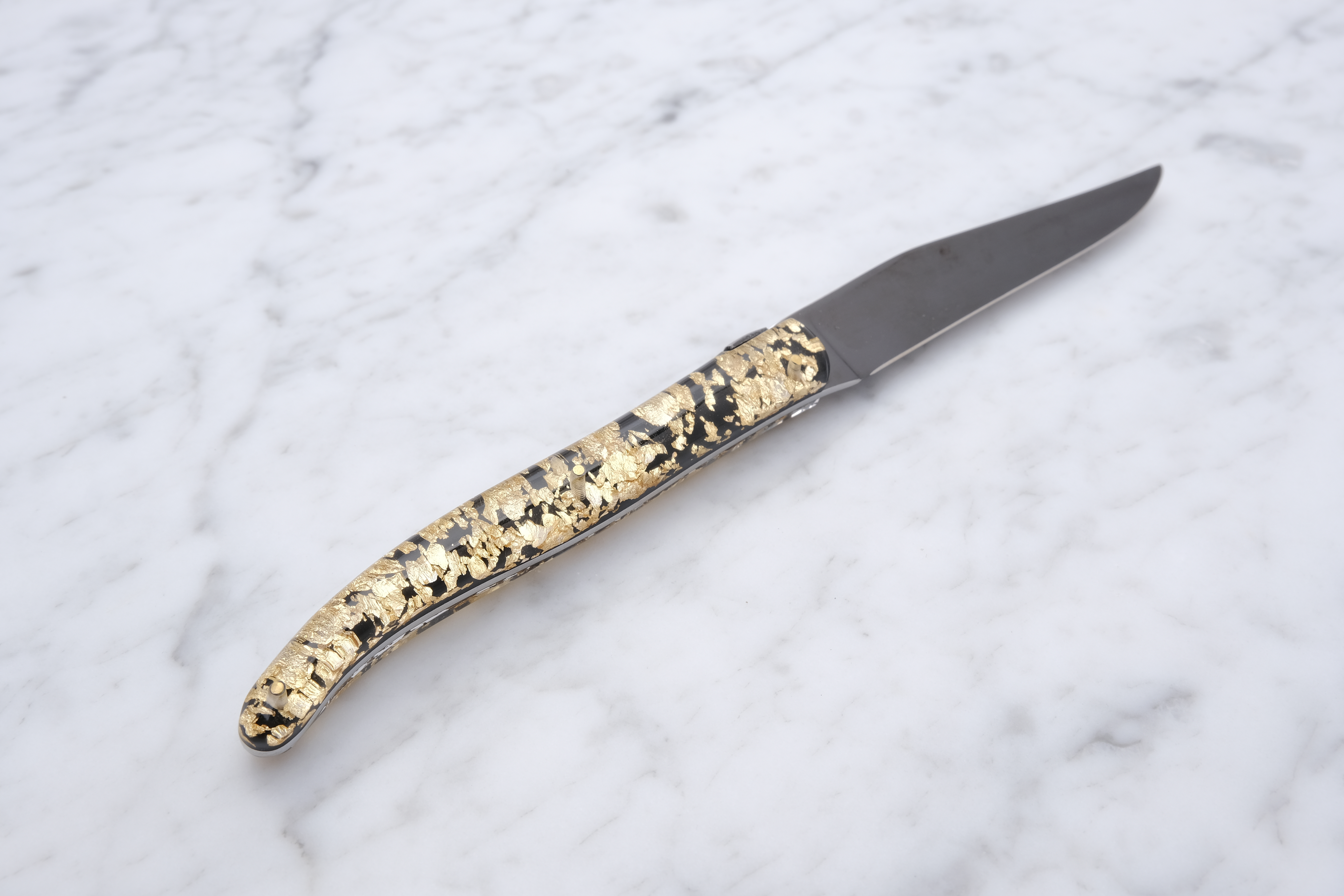 Steakkniv - Guld og Titanium