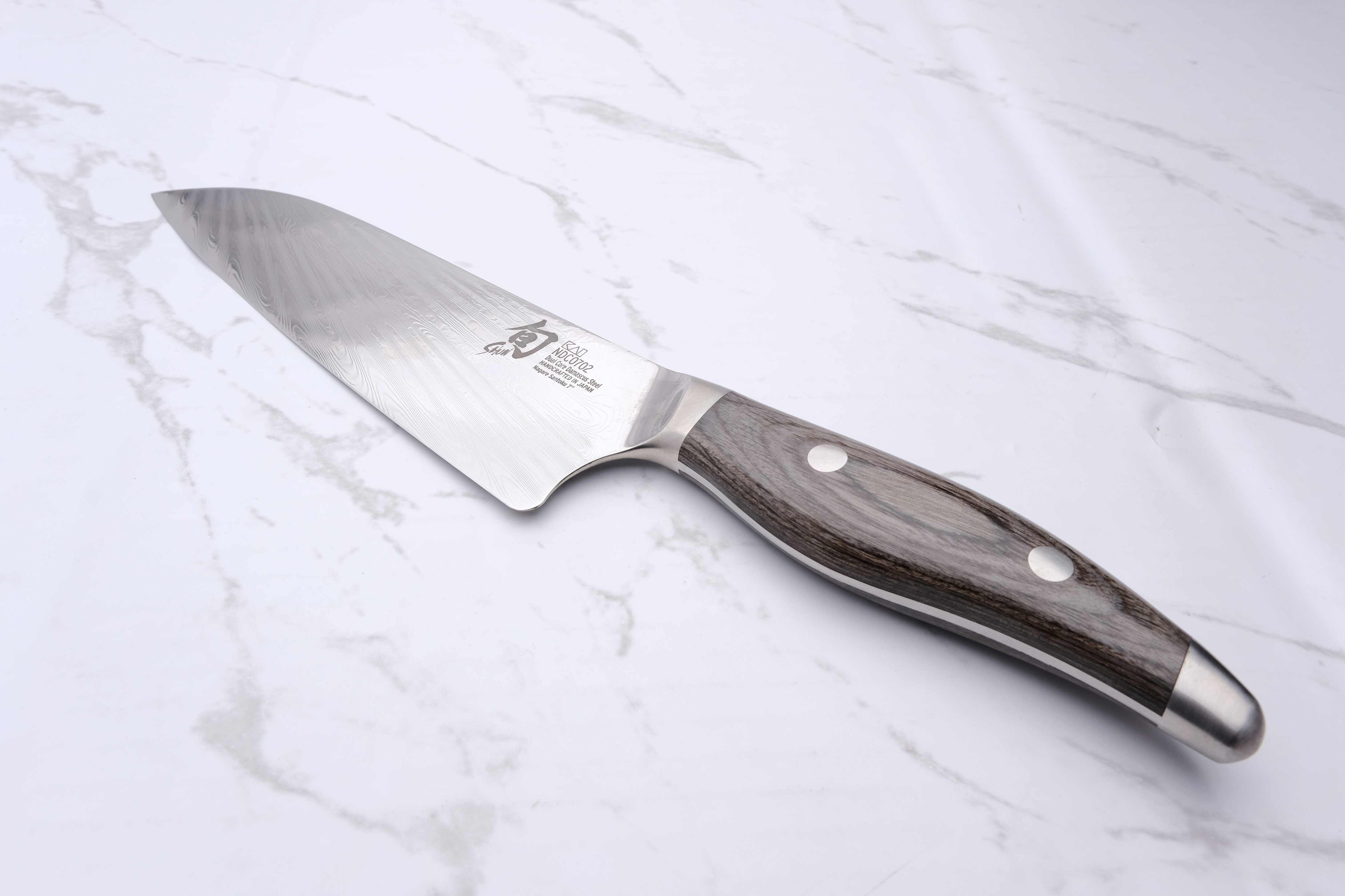 KAI Shun Nagare 18cm Santoku