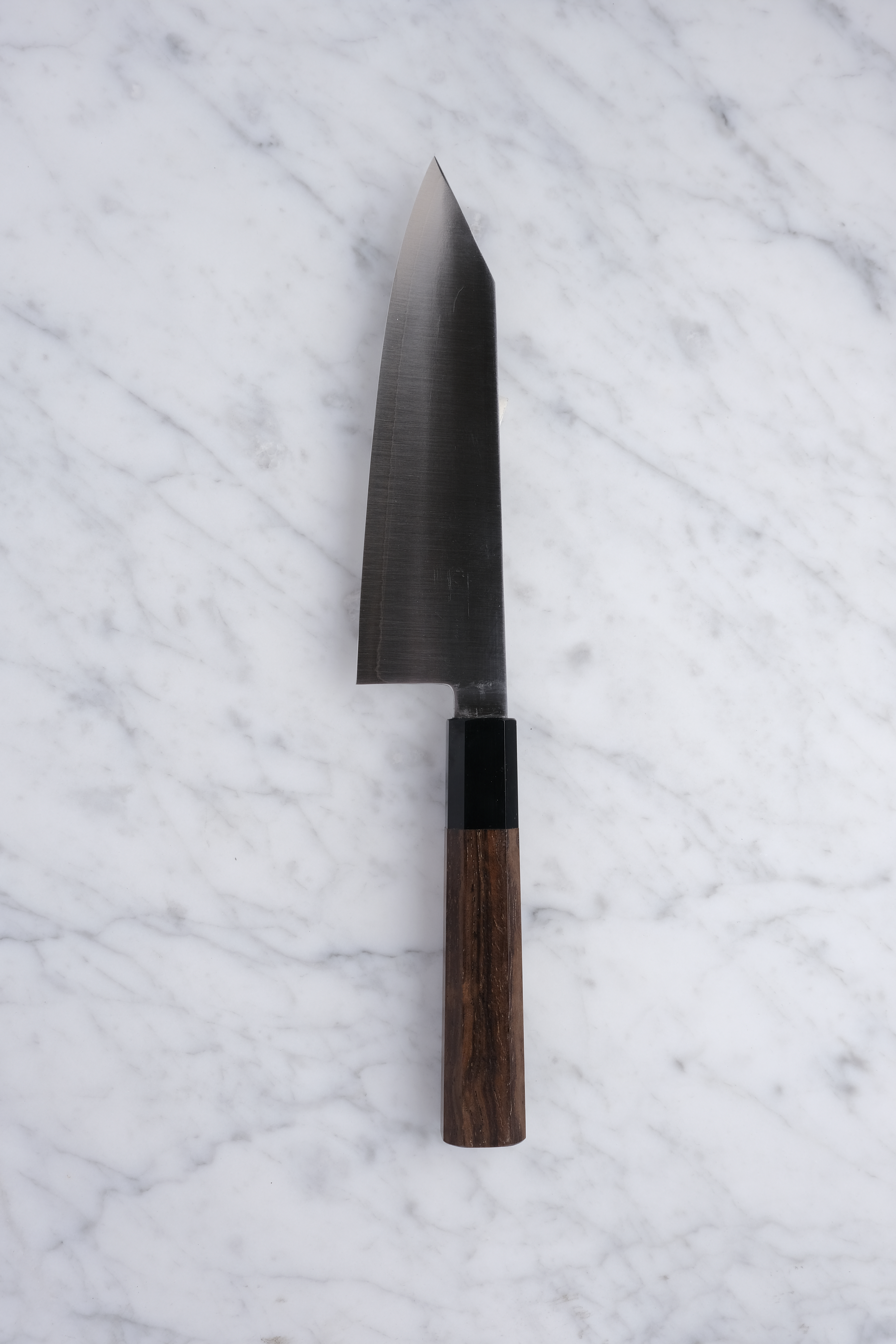 Hatsukokoro Hayabusa Ginsan 180mm Bunka