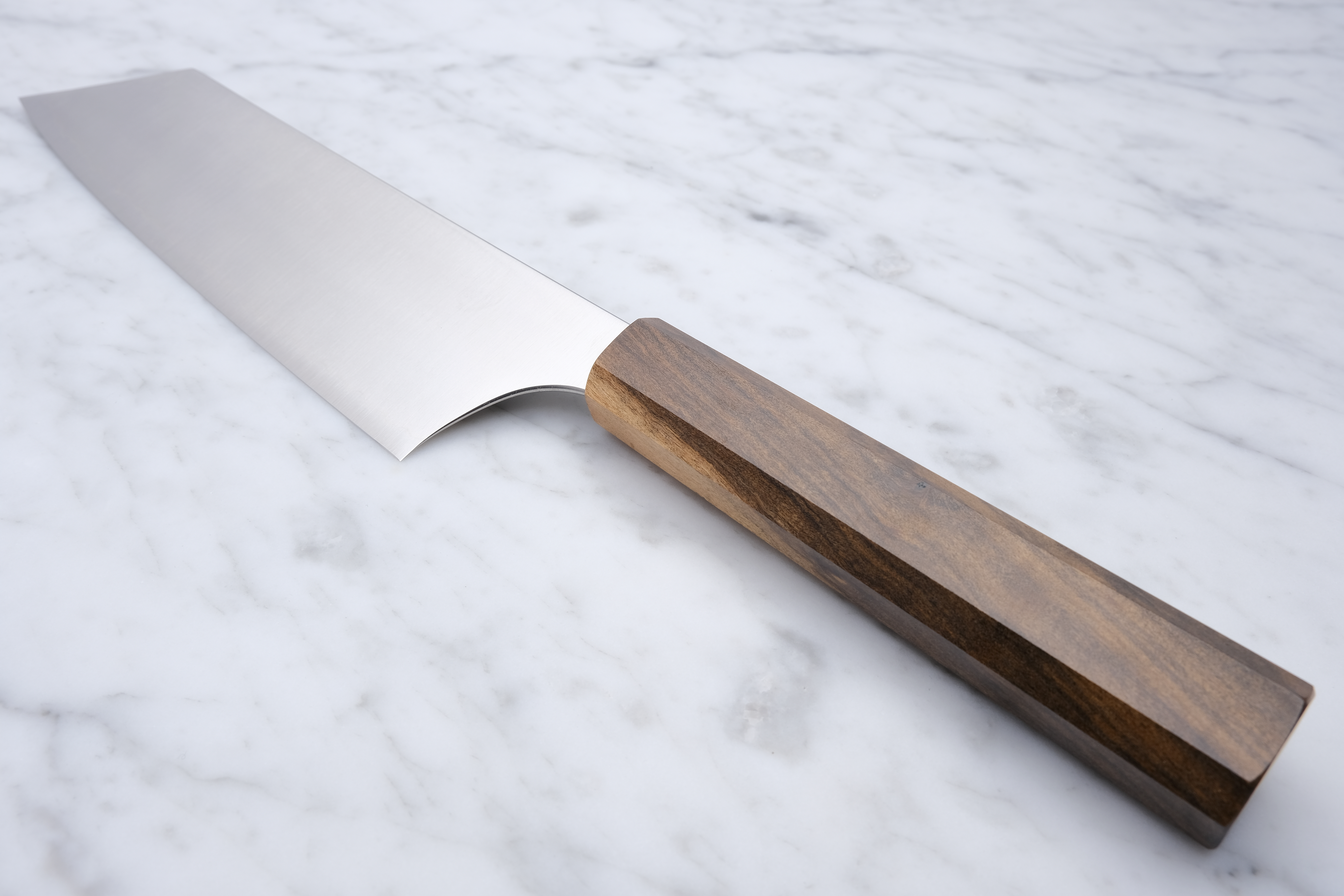 Hatsukokoro Hayabusa Aogami Super 180mm Bunka