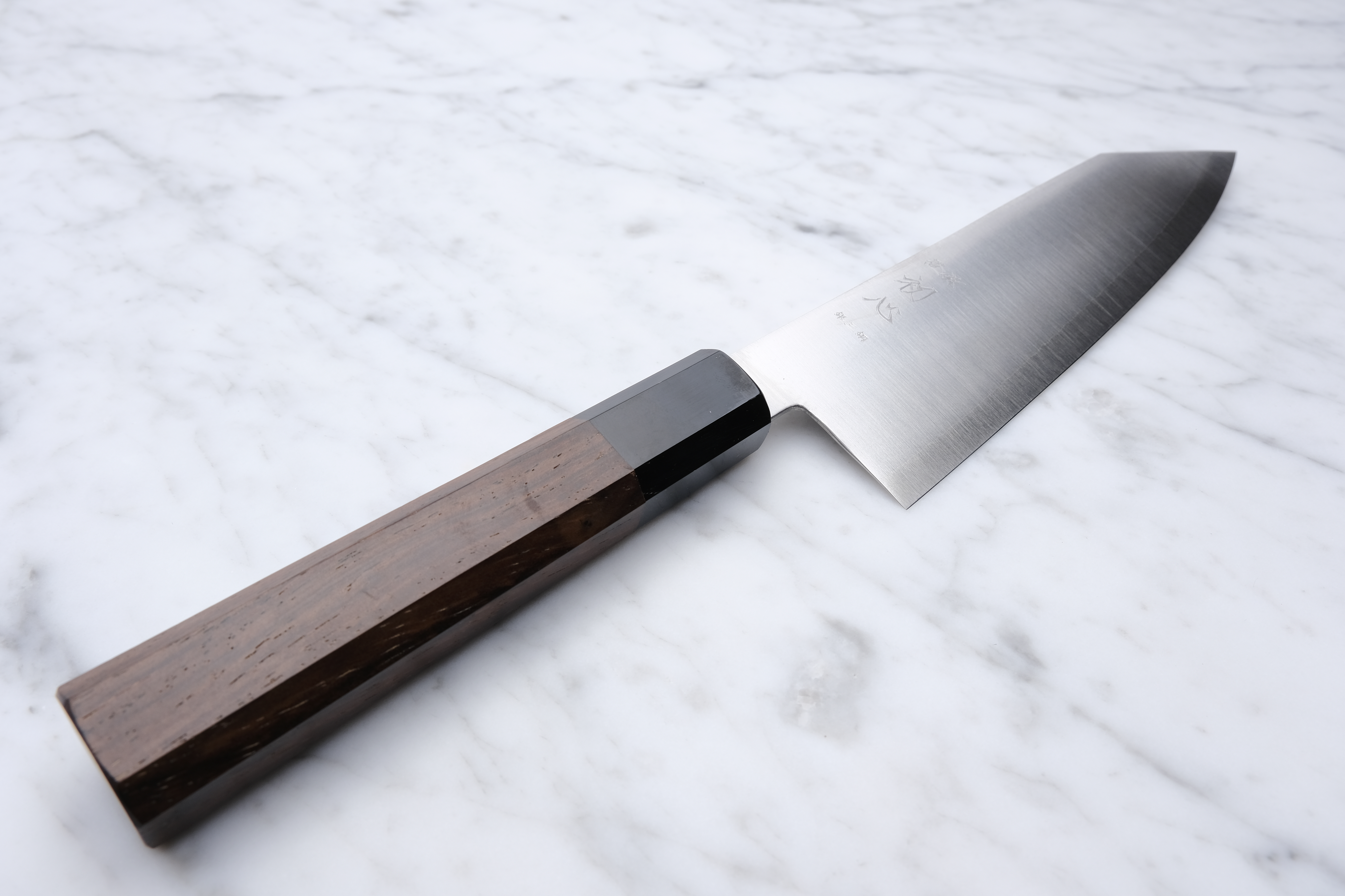 Hatsukokoro Hayabusa Ginsan 180mm Bunka