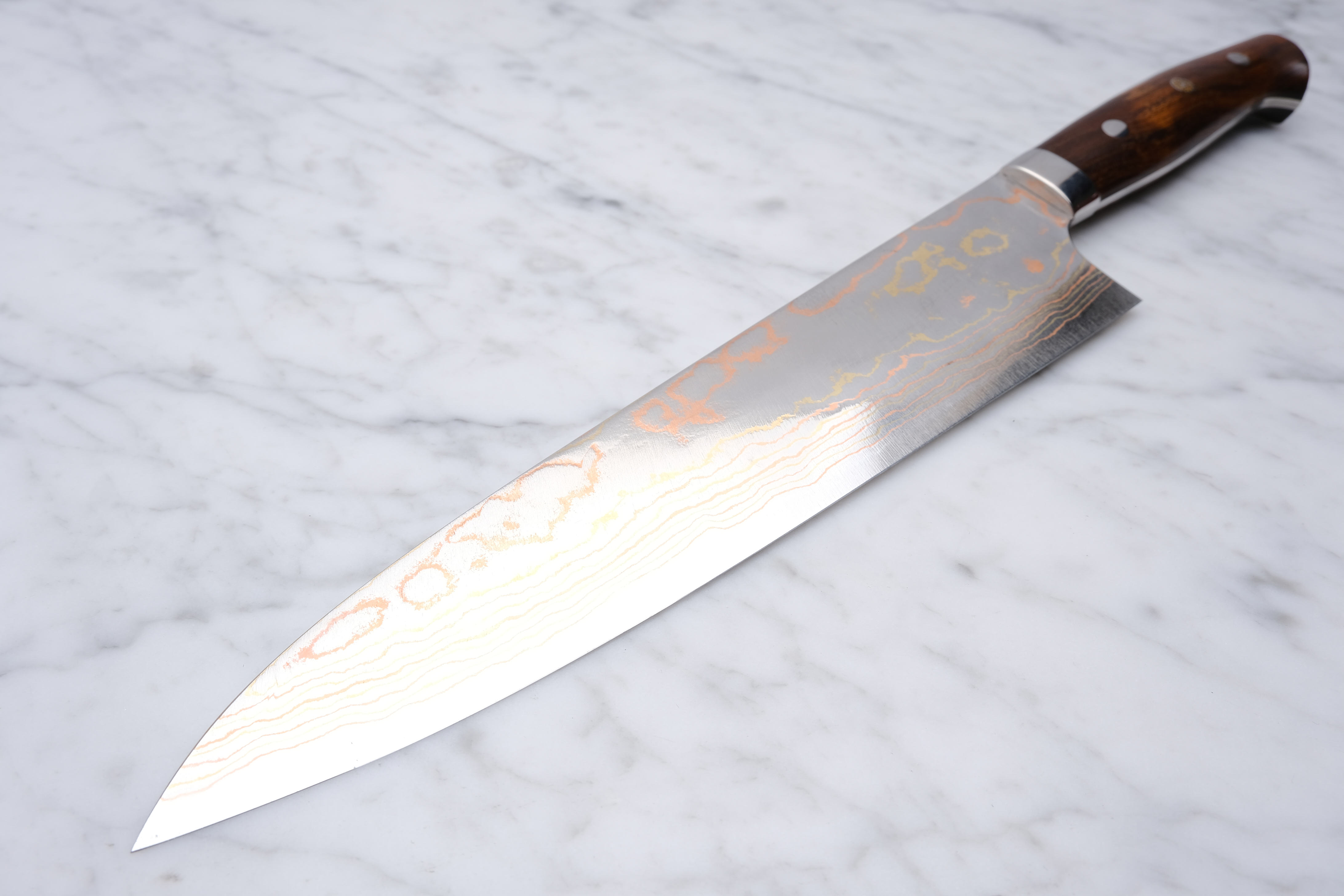 Takeshi Saji 240 mm Gyuto – Aogami 2 Rainbow Damaskus – Western Ironwood