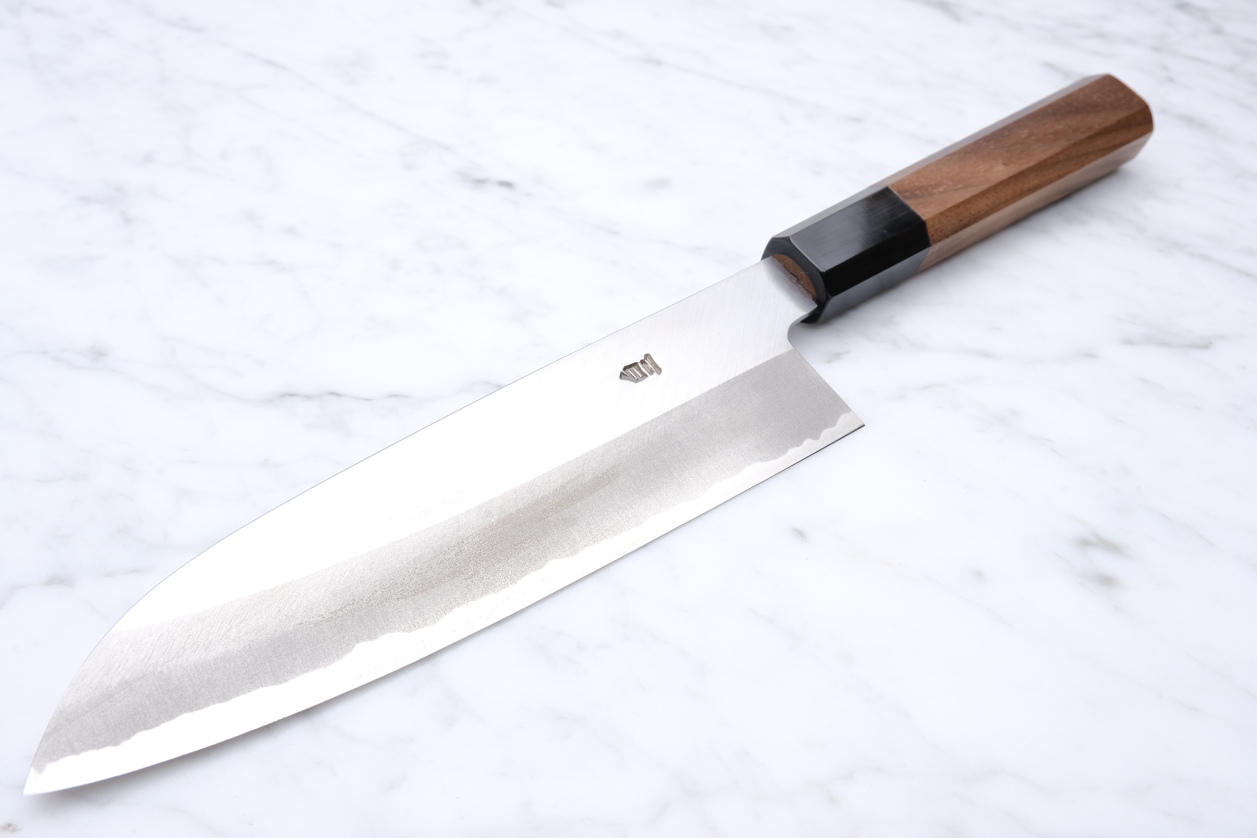 Hatsukokoro Shirahama 180mm Santoku White-2