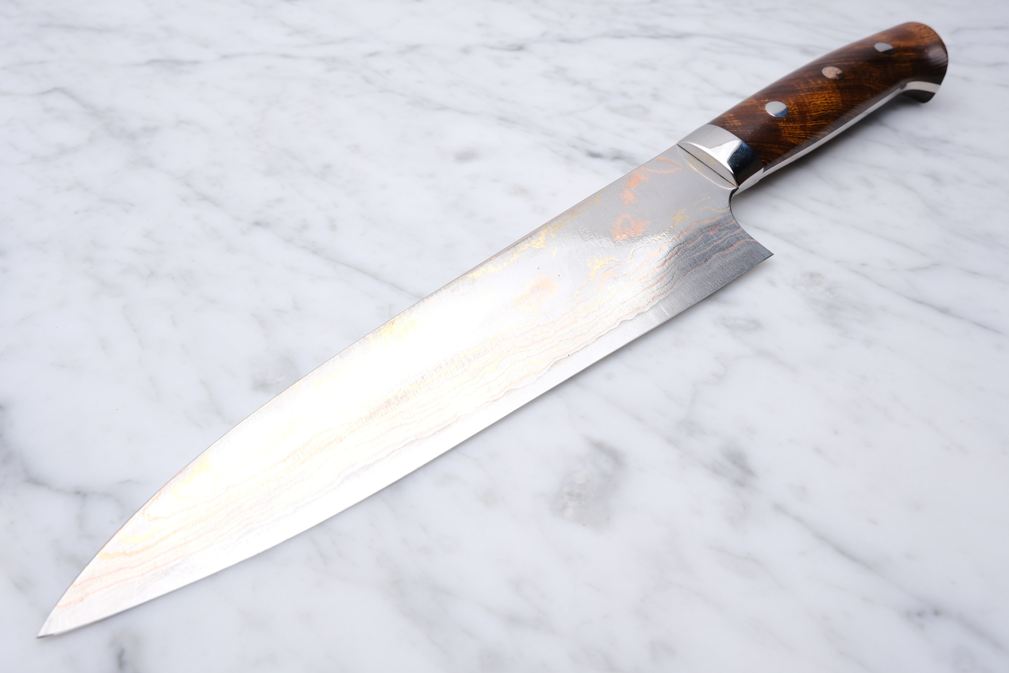 Takeshi Saji 165 mm Bunka – Aogami 2 Rainbow Damaskus – Western Ironwood