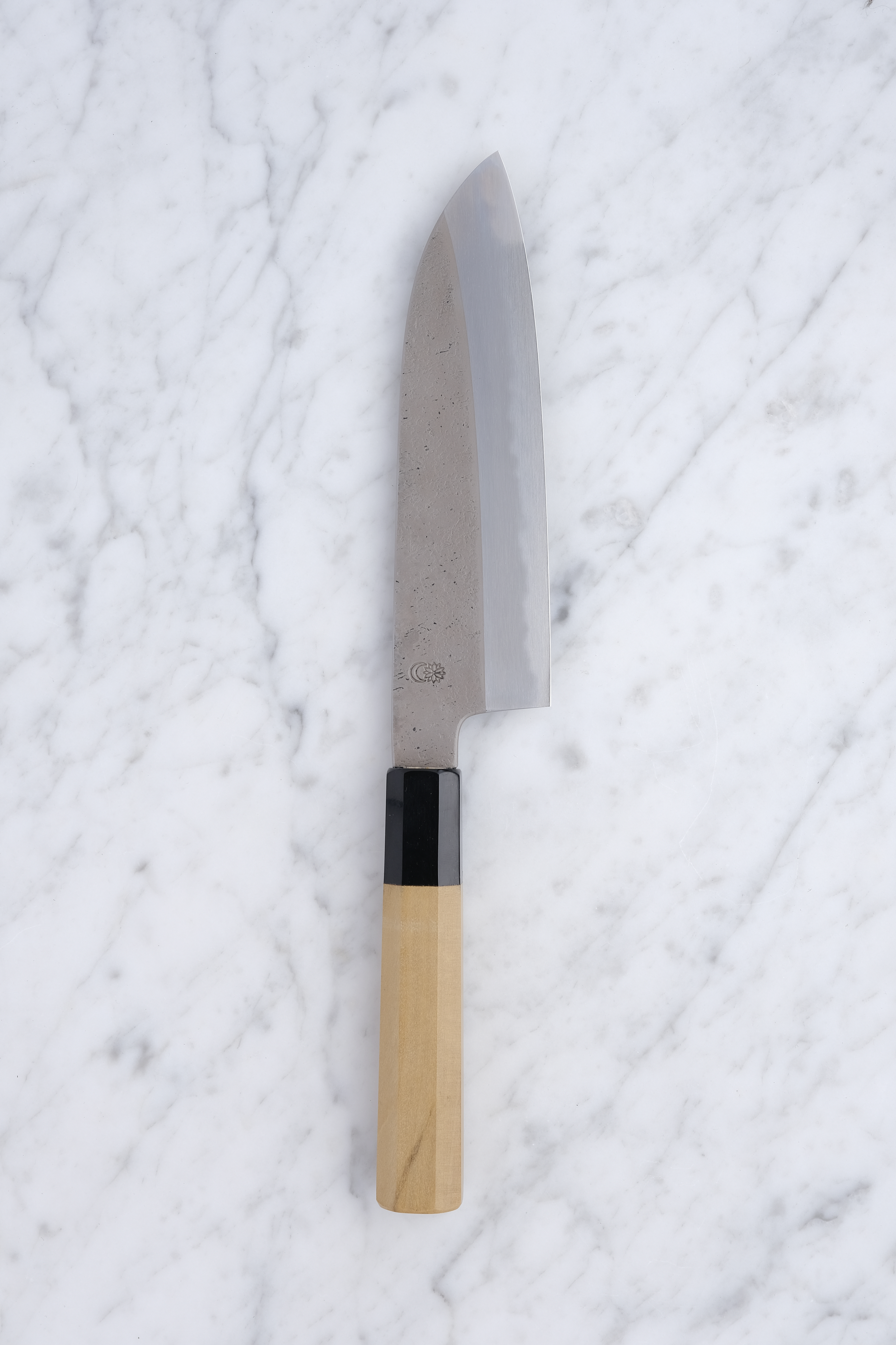 Sakai Kikumori Kikuzuki RIN 180mm. Santoku Shirogami #2