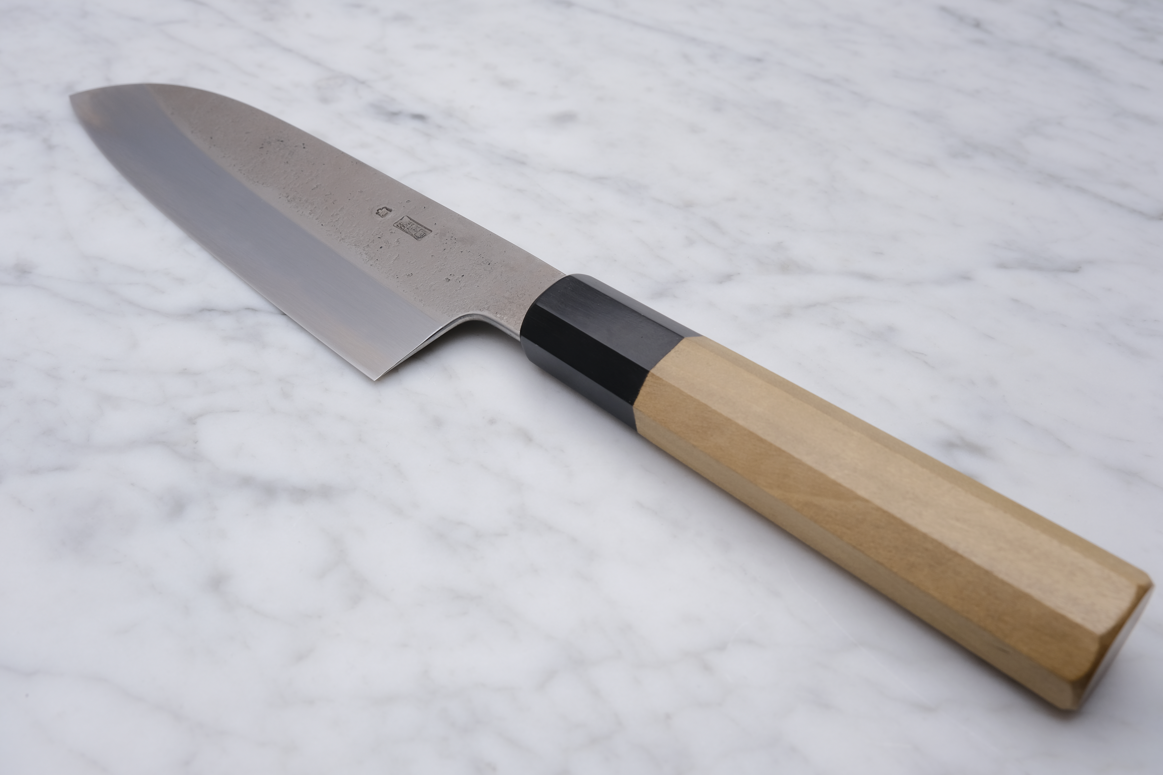Sakai Kikumori Kikuzuki RIN 180mm. Santoku Shirogami #2