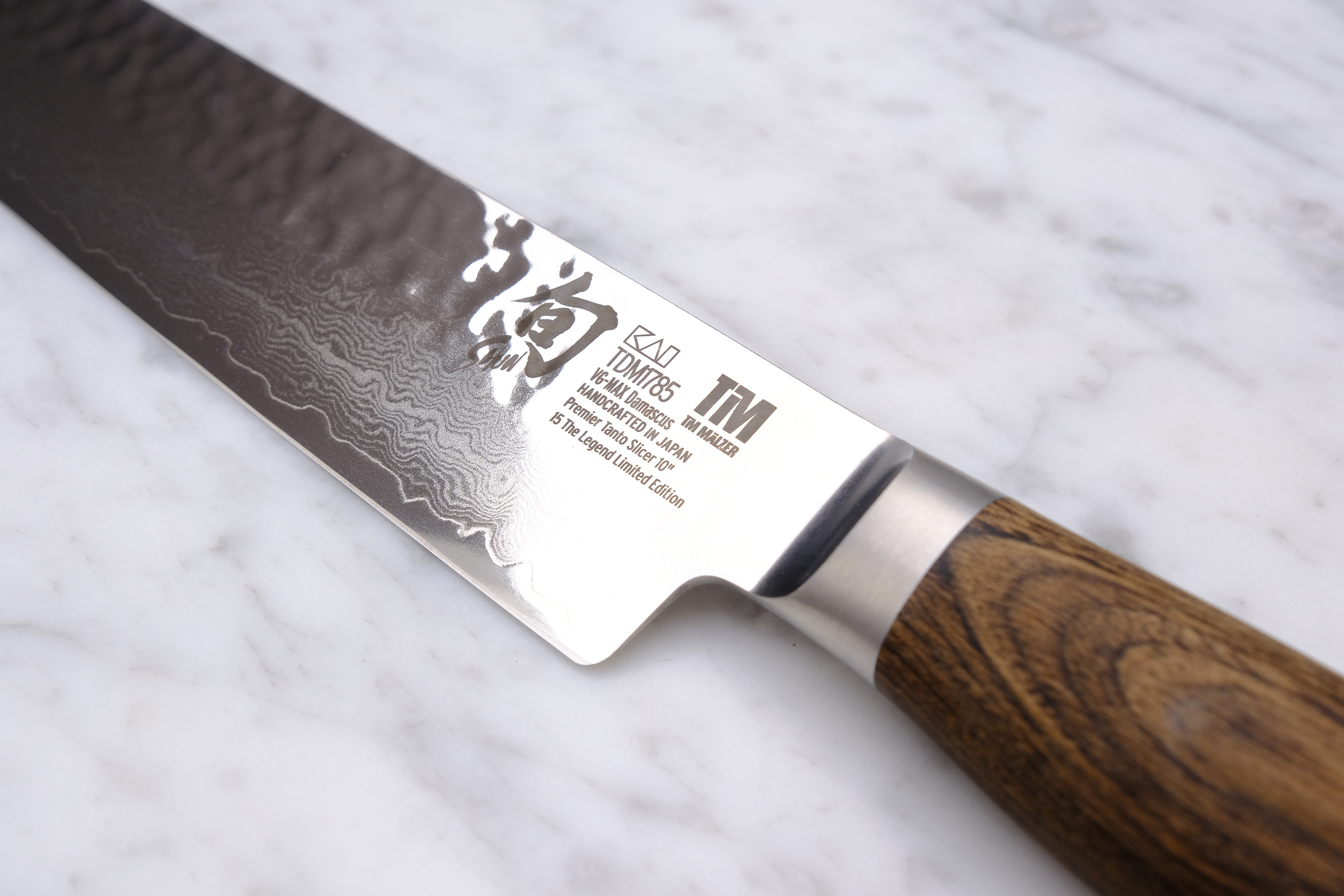 KAI Shun Premier 'The Legend' Limited Edition 225mm Tantō Sujihiki