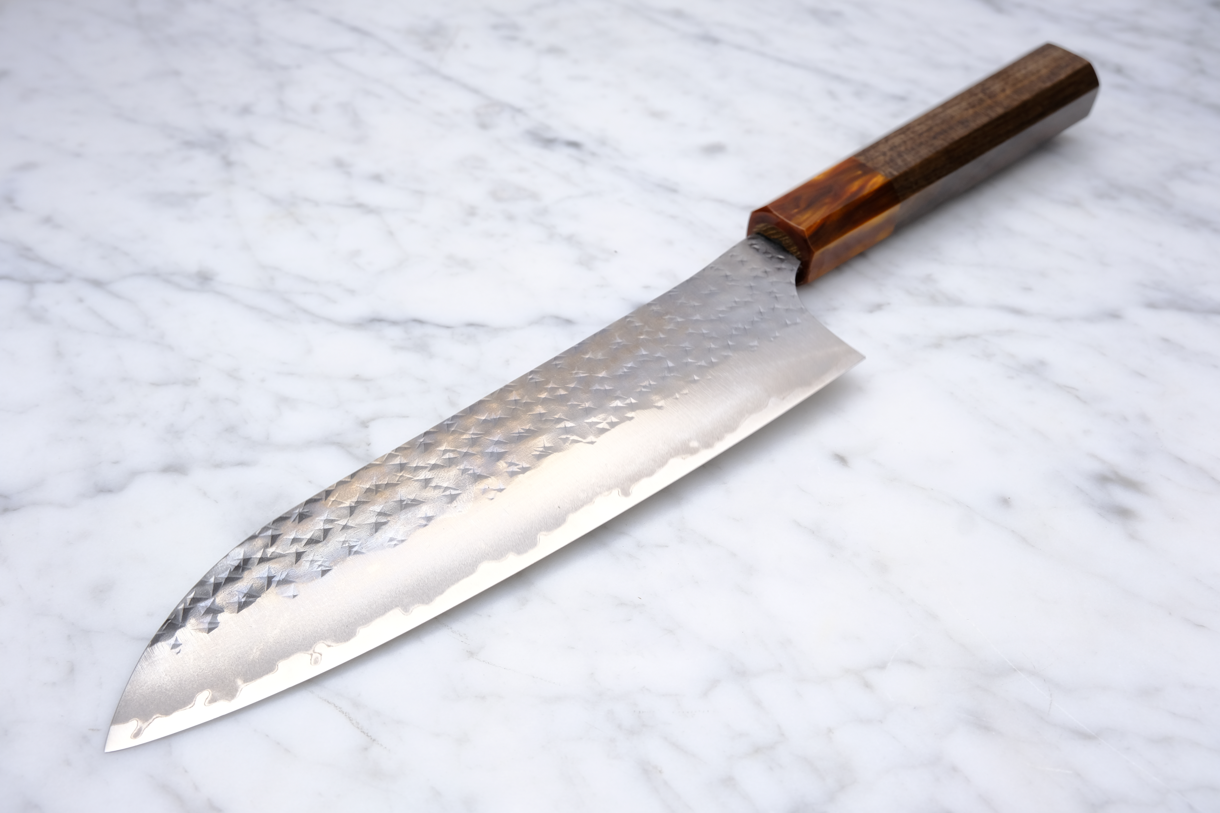 Yu Kurosaki 170 mm Santoku Kokusen Ryu  - Aogami Super - Valnød og Stabiliseret Træ