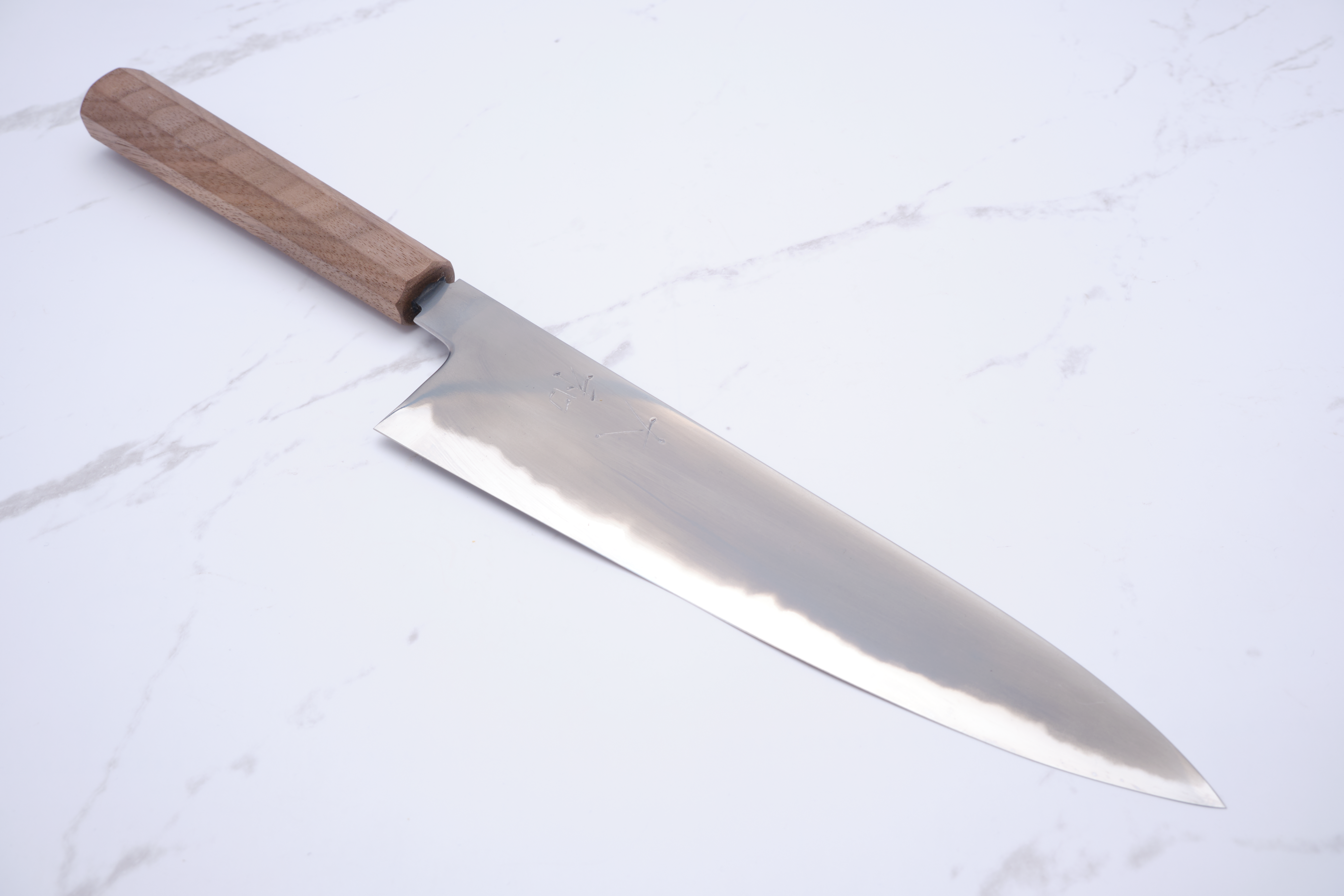 Yamato 'Oboro' 210mm Gyuto White #2 - Valnød