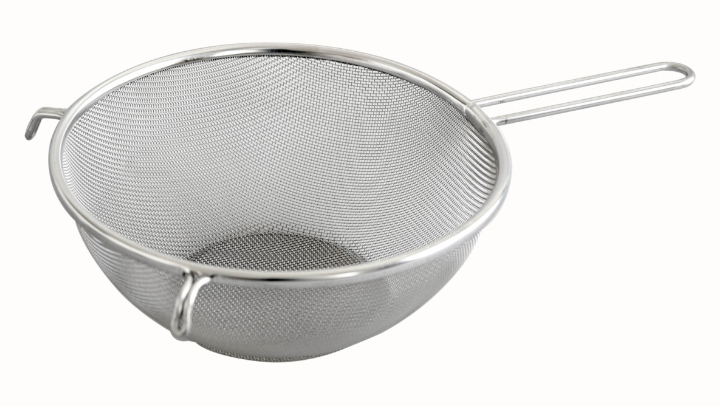 Sieve w/ handle in stainless steel Ø22cm.