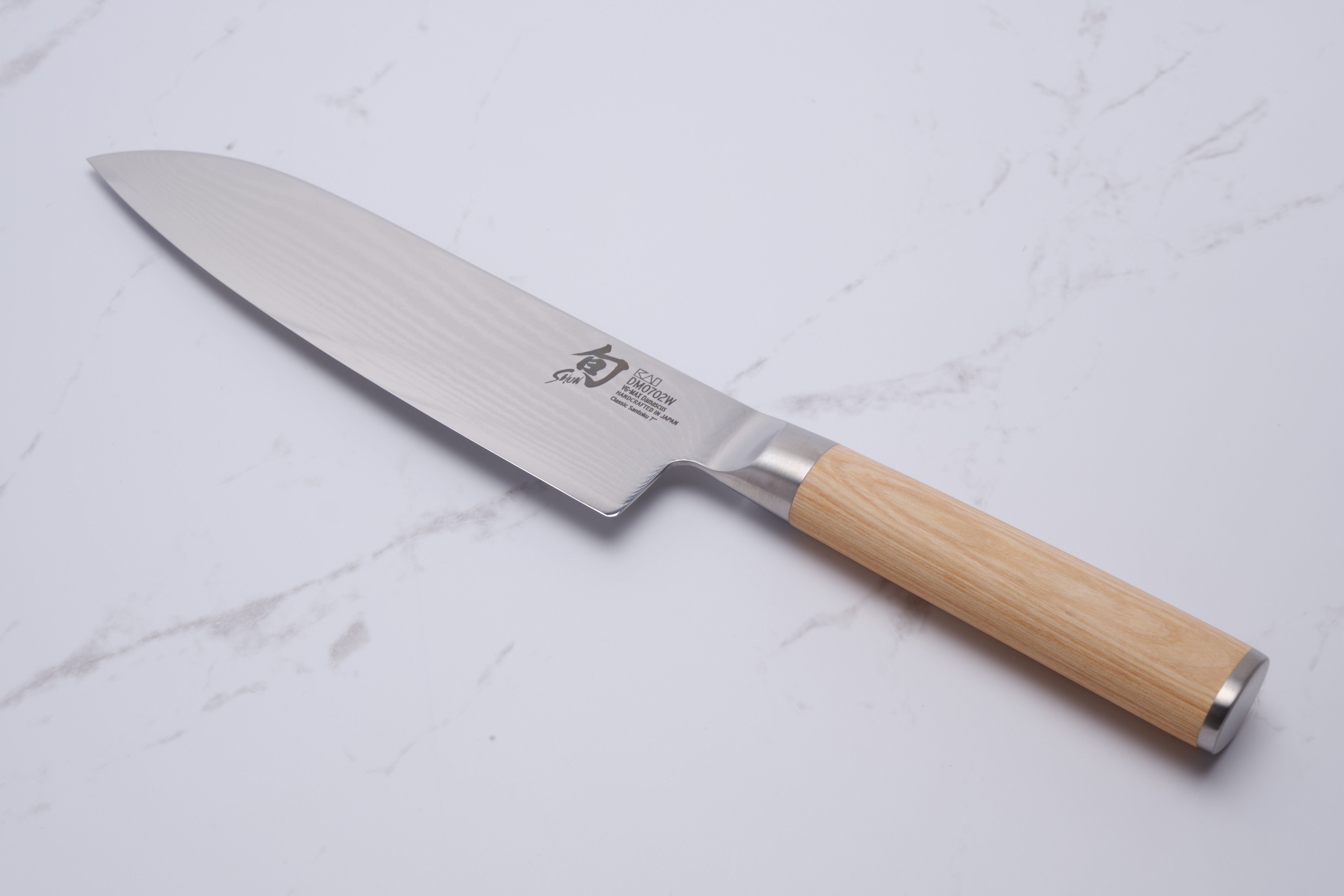 Shun Classic 180 mm Santoku - White