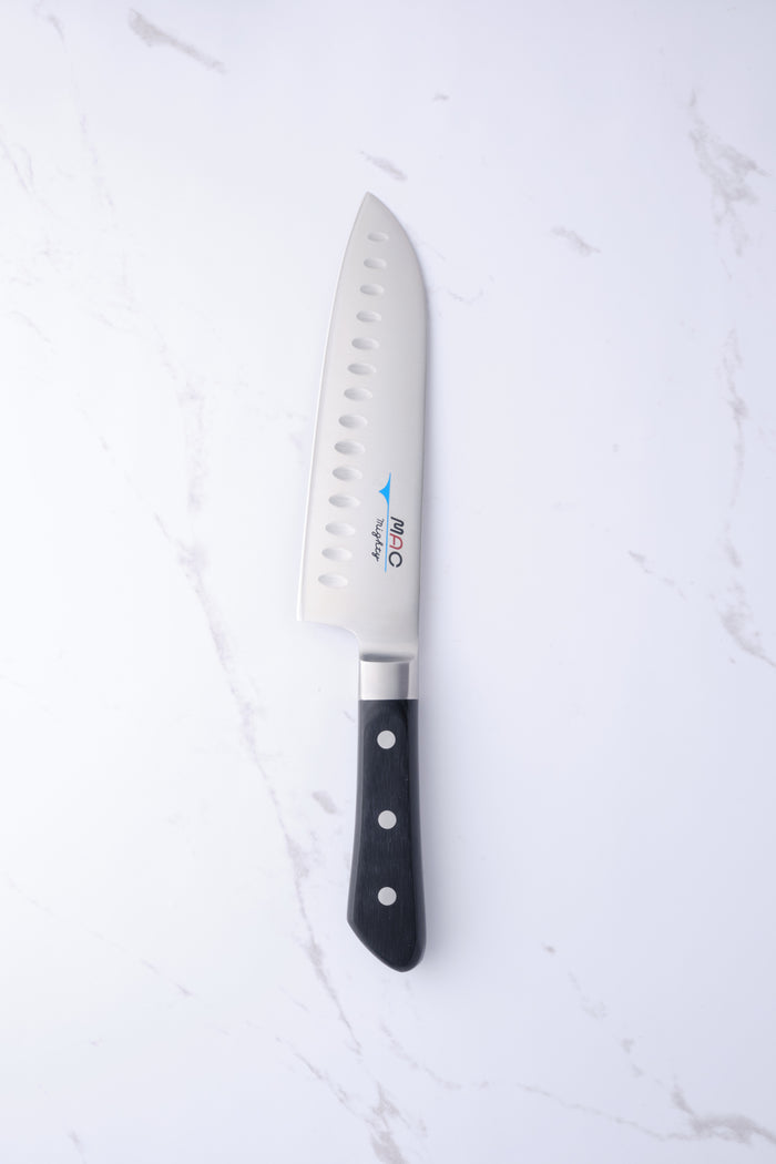 MAC Pro m. luftskær - 170 mm Santoku
