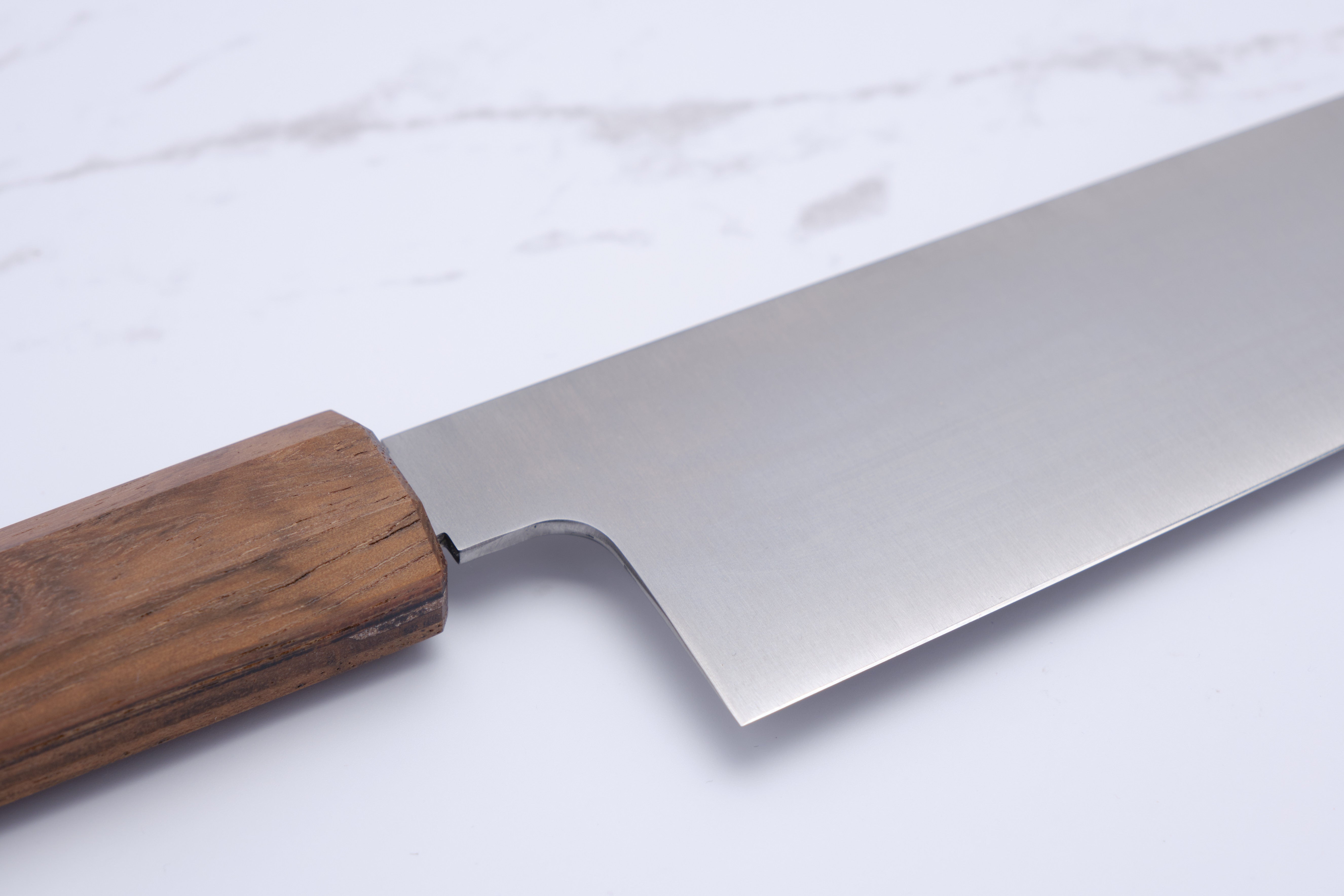 Konosuke HD2 240 mm Kokkekniv - Laurel